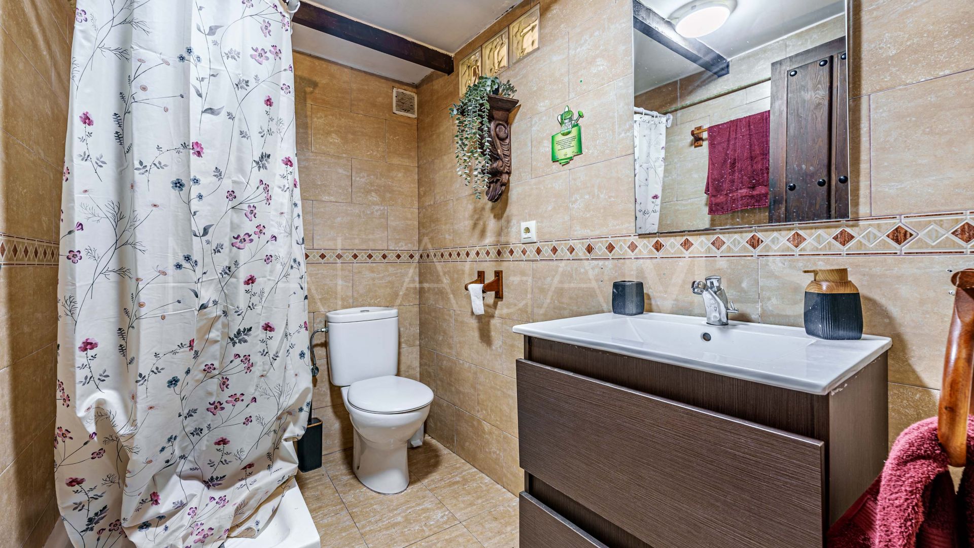 11 bedrooms Malaga - Este finca for sale