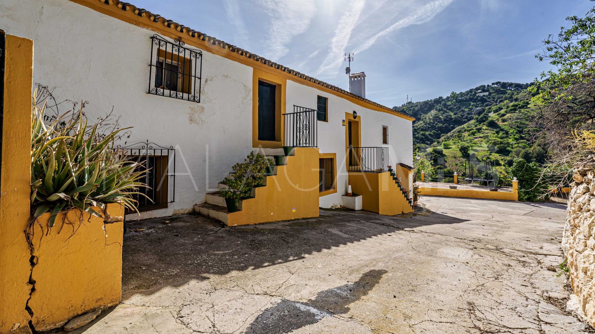 11 bedrooms Malaga - Este finca for sale