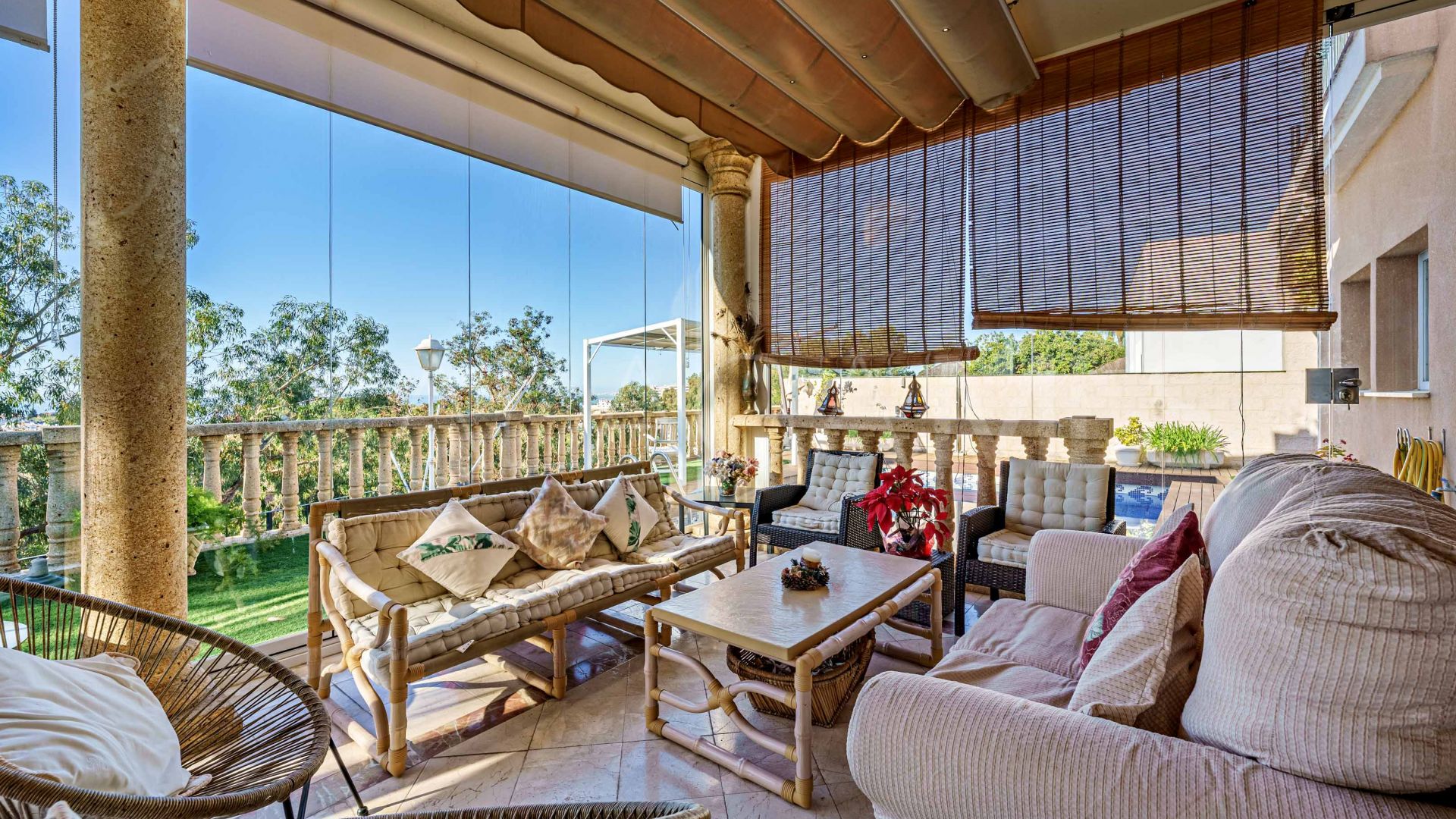 Villa for sale in Cerrado Calderón - El Morlaco