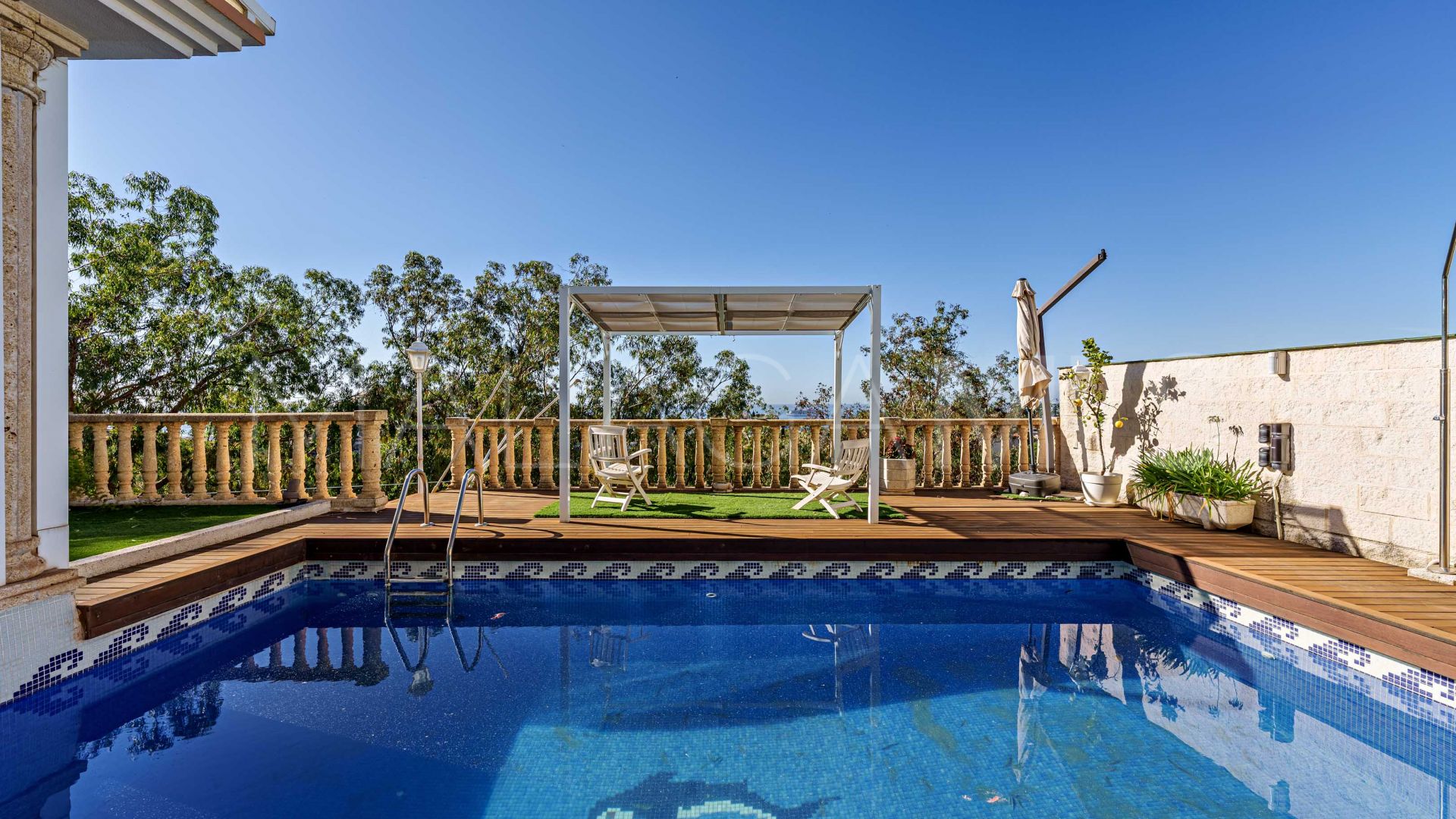 Villa for sale in Cerrado Calderón - El Morlaco