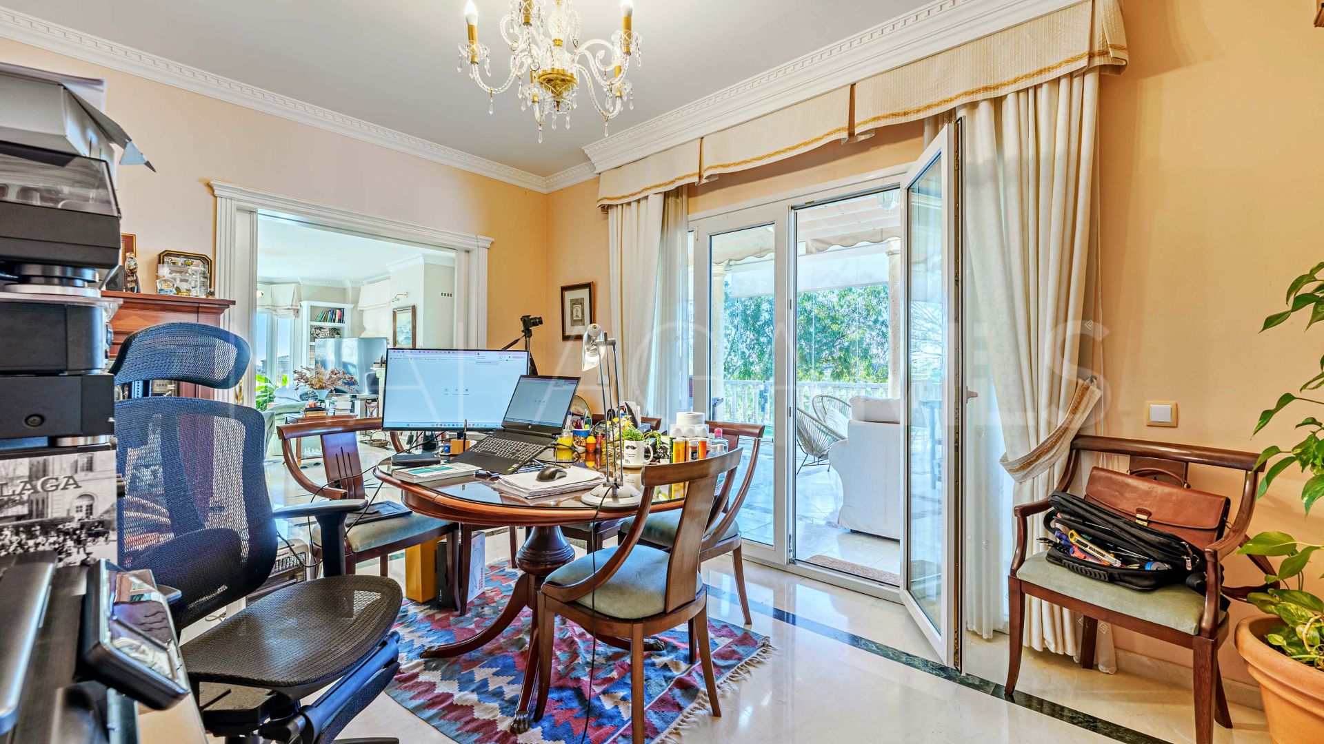 Villa for sale in Cerrado Calderón - El Morlaco