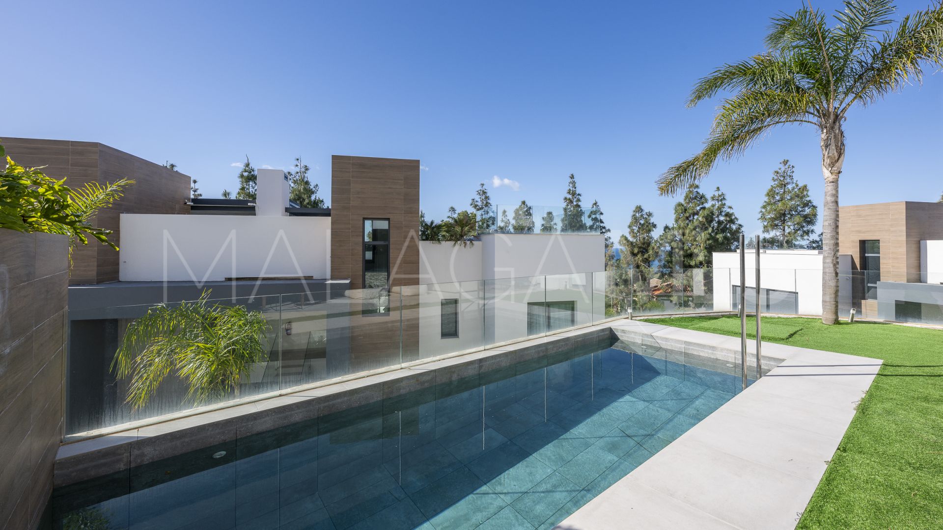 Tvåvåningslägenhet for sale in Artola