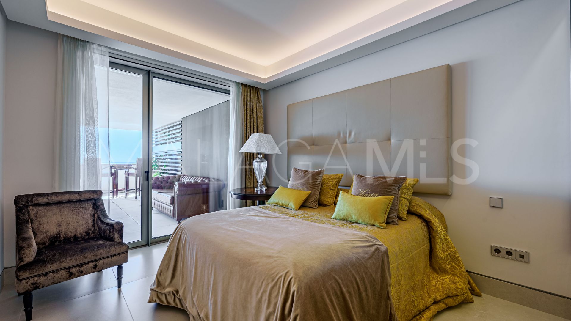 Buy apartamento with 2 bedrooms in Malaga - Carretera de Cádiz