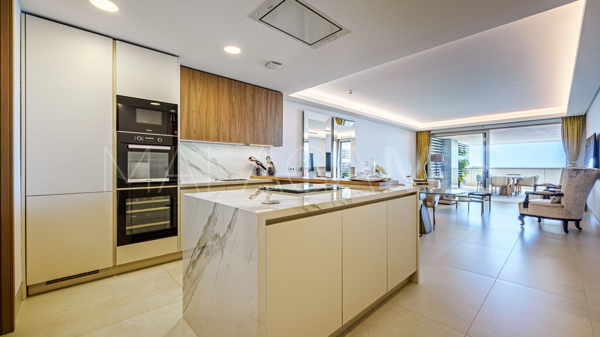 Buy apartamento with 2 bedrooms in Malaga - Carretera de Cádiz