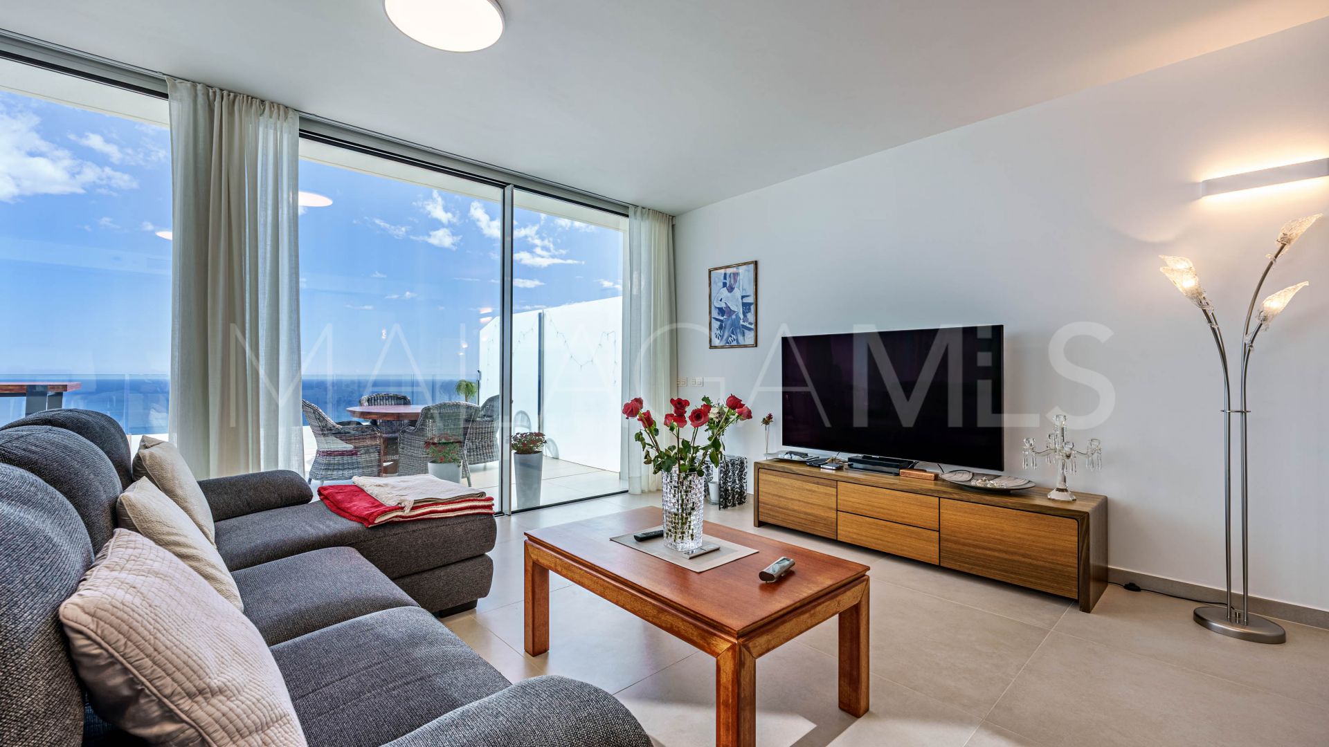 Duplex penthouse for sale in La Capellania
