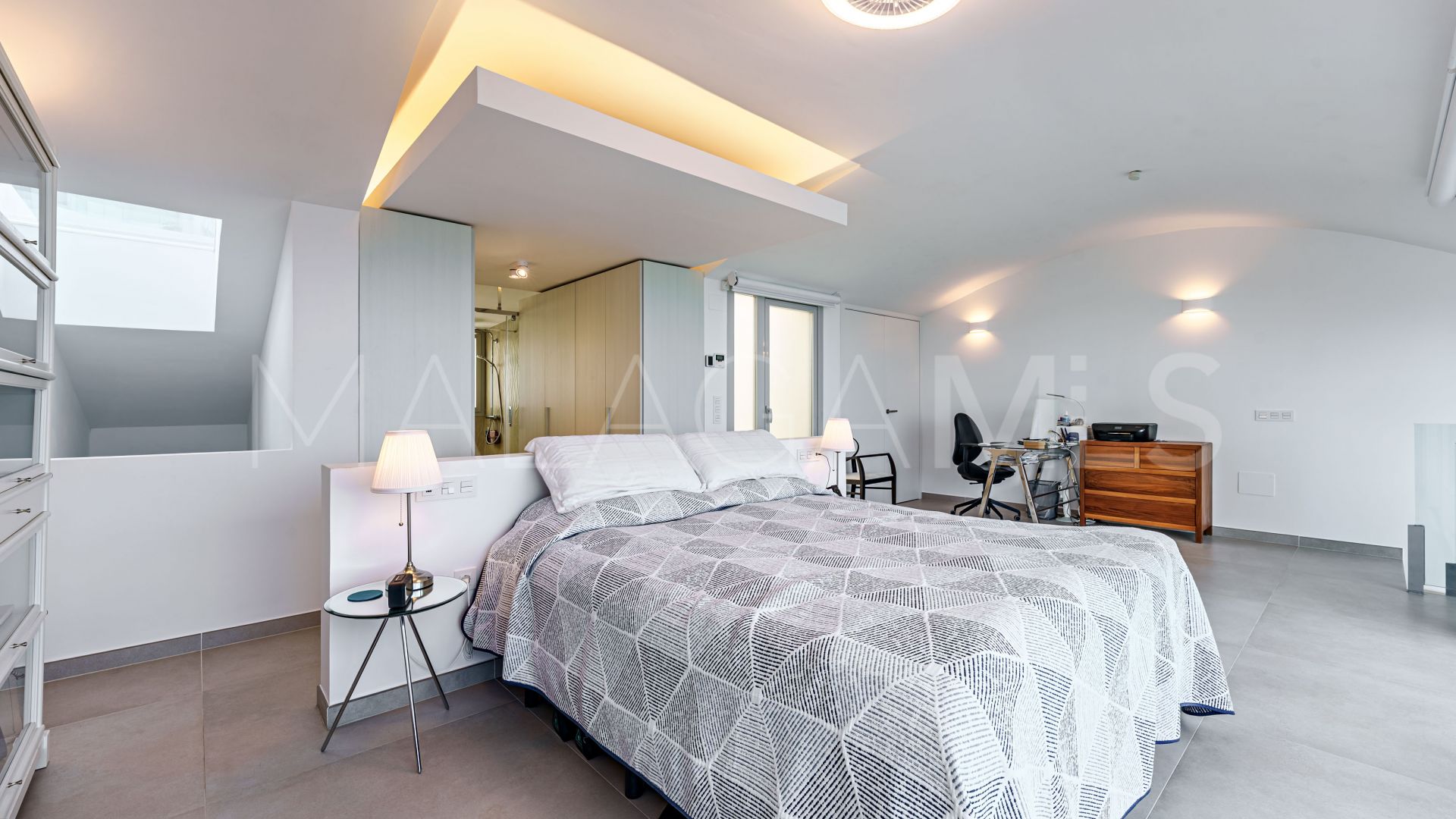 Duplex penthouse for sale in La Capellania