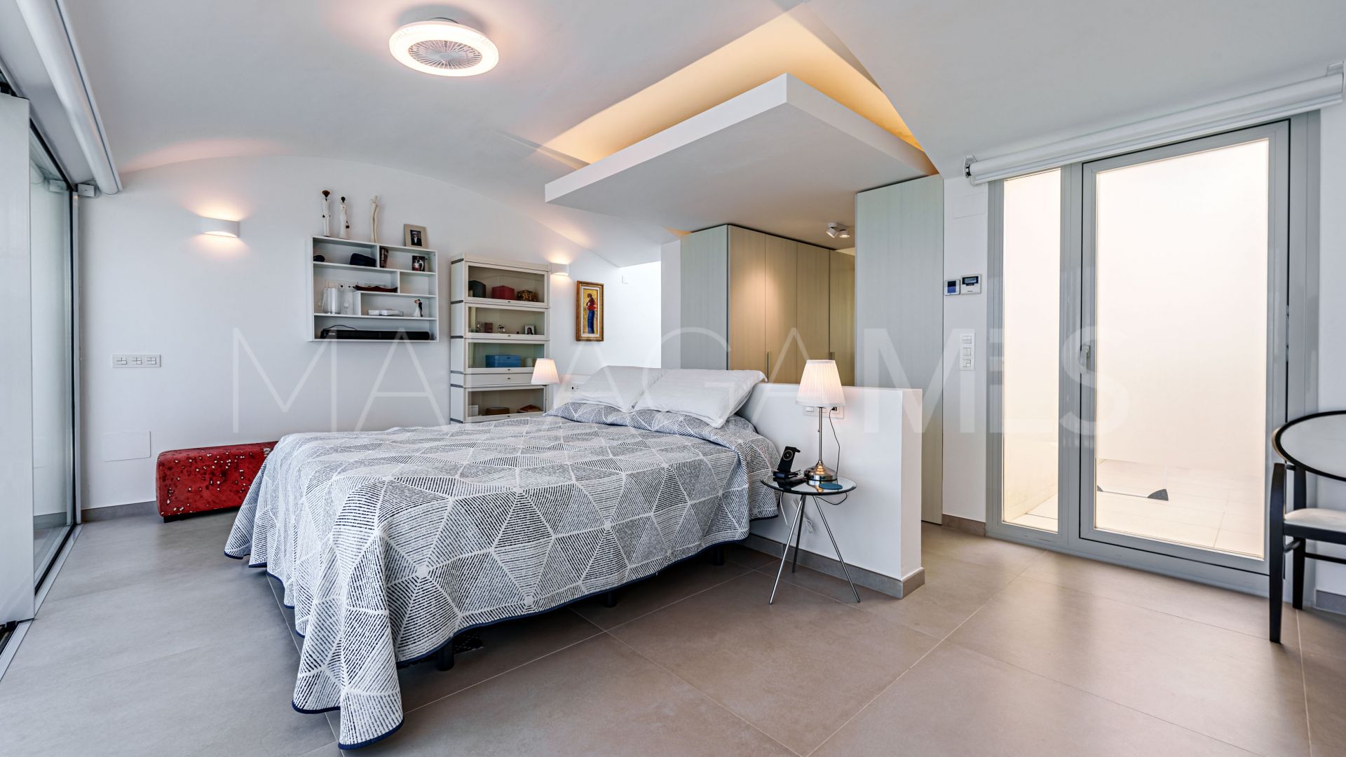 Duplex penthouse for sale in La Capellania