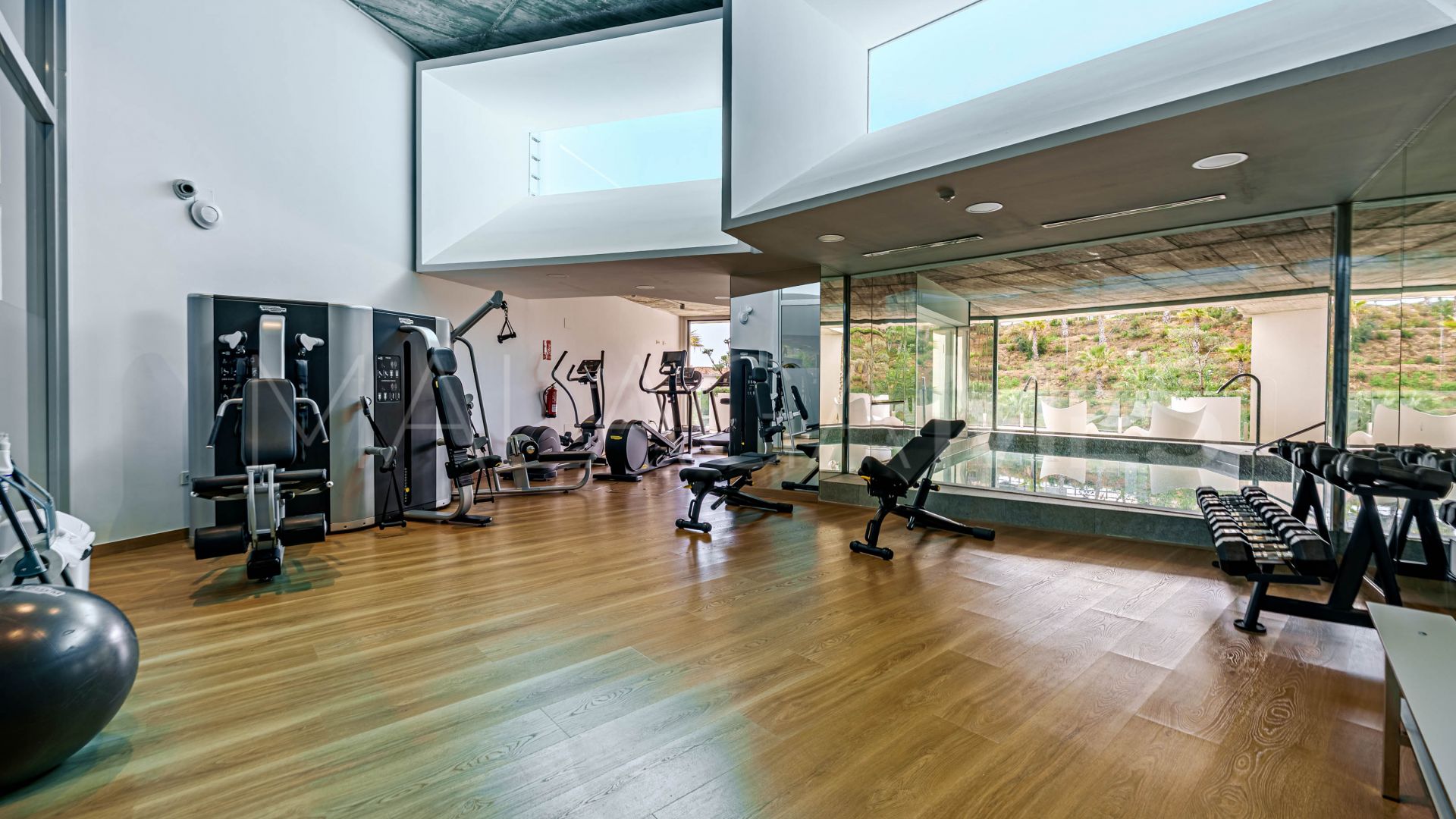 Duplex penthouse for sale in La Capellania
