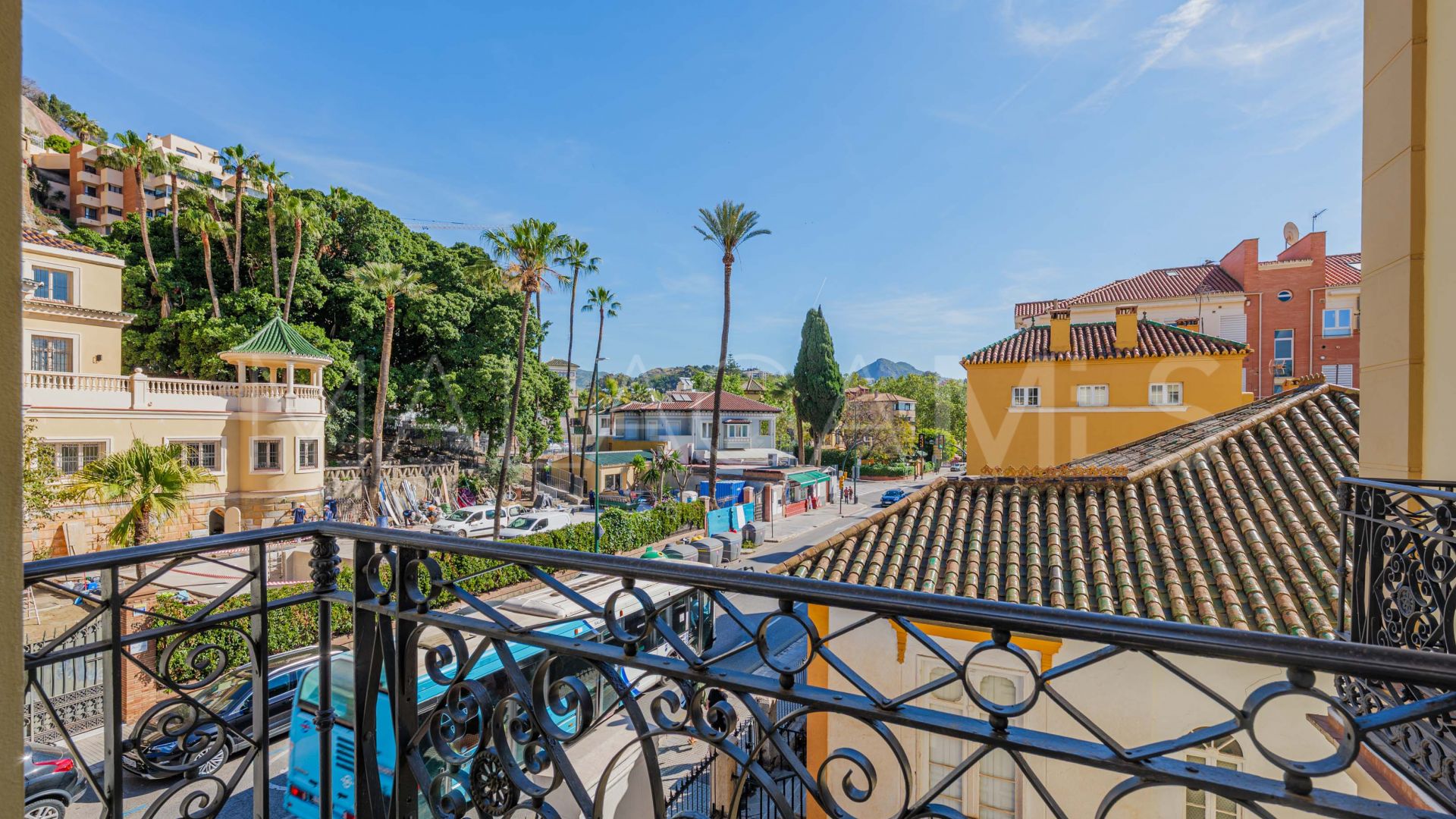 Duplex for sale in La Malagueta - La Caleta de 3 bedrooms