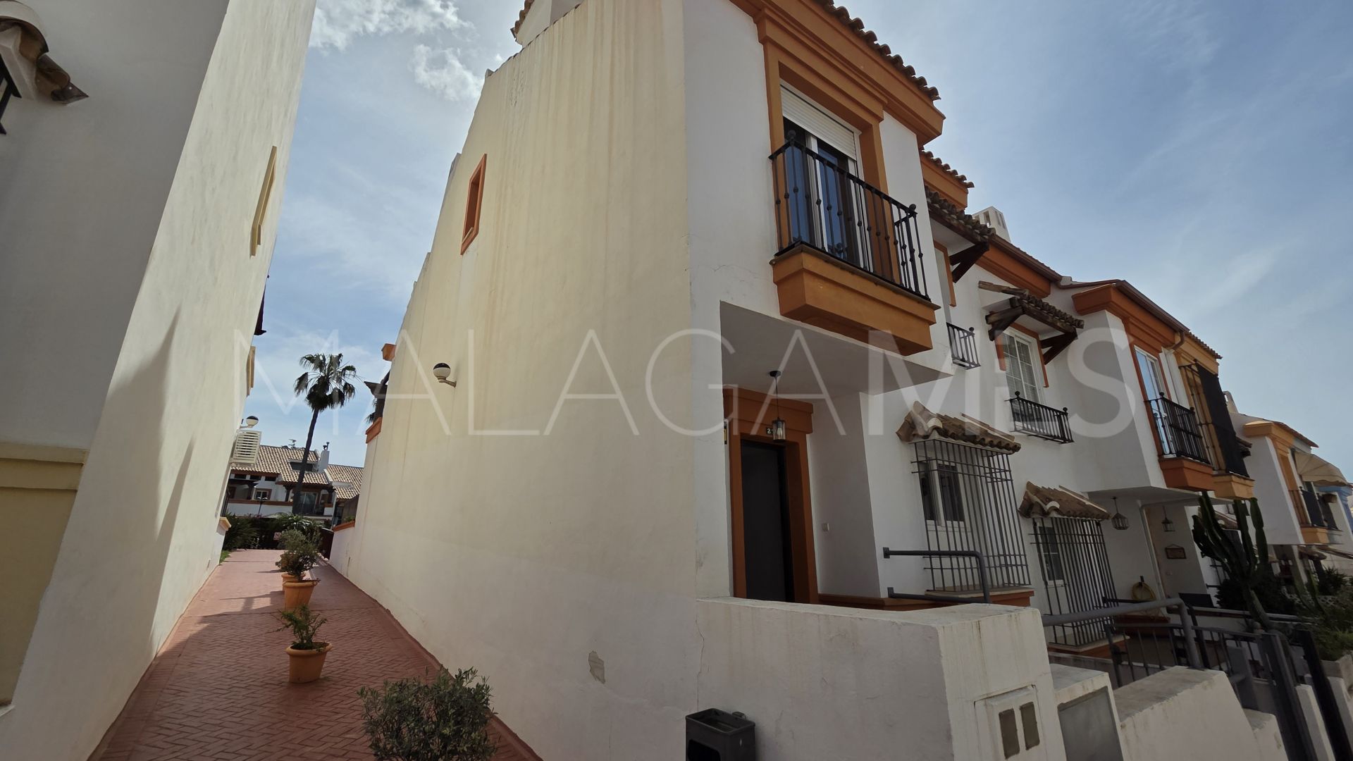 Reihenhaus for sale in Valdeolletas