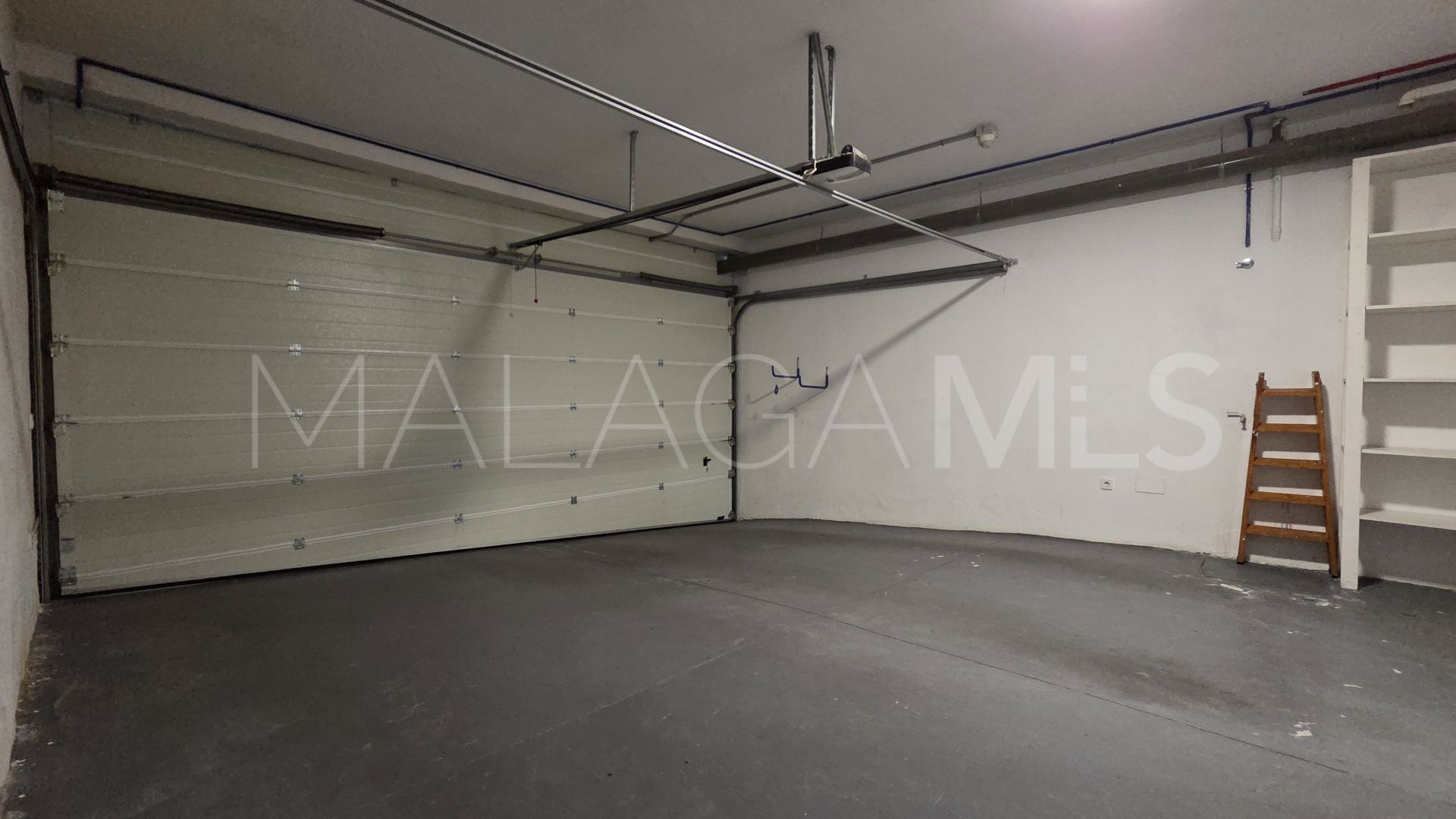 Reihenhaus for sale in Valdeolletas