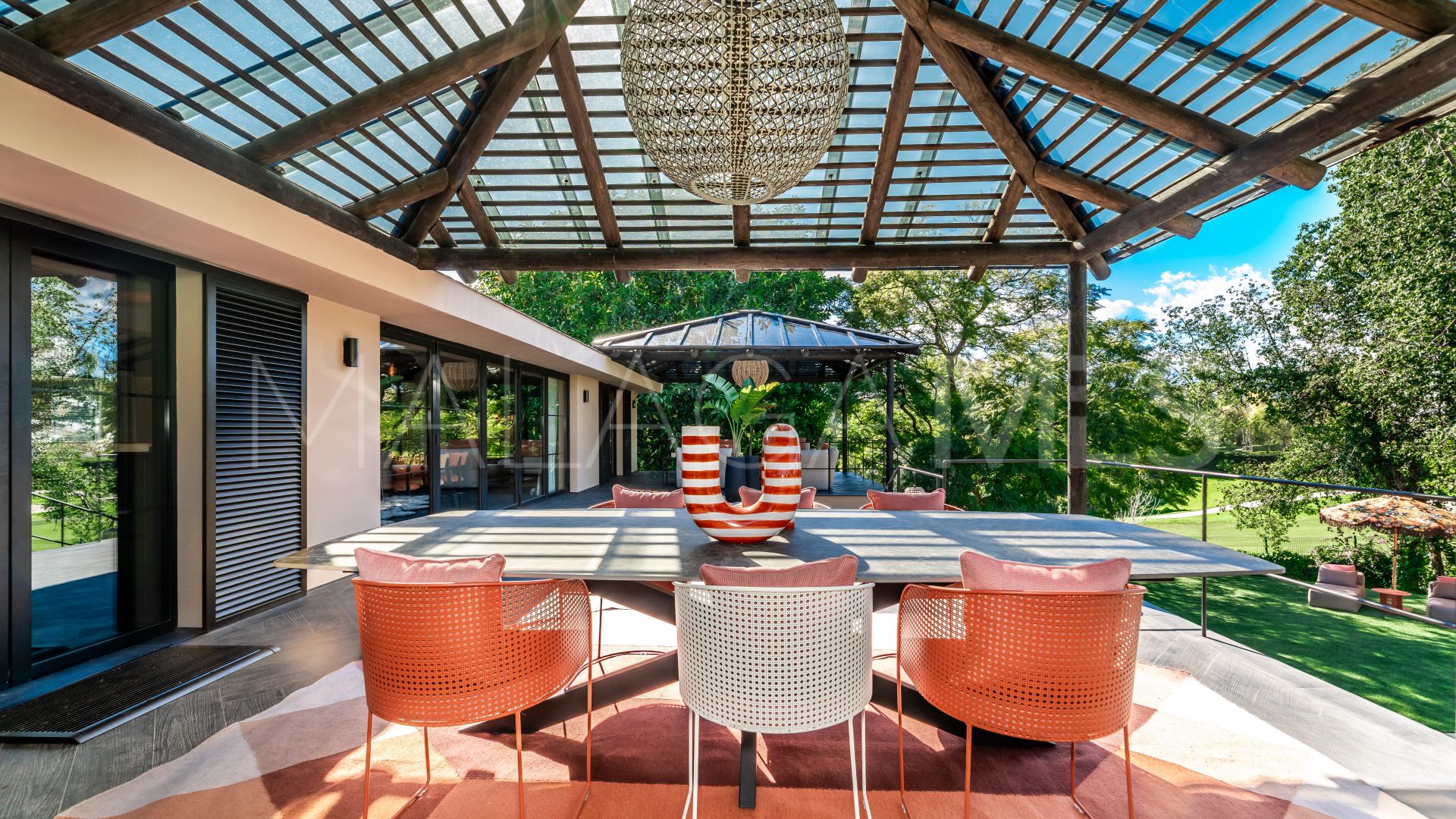 Villa for sale in Guadalmina Alta