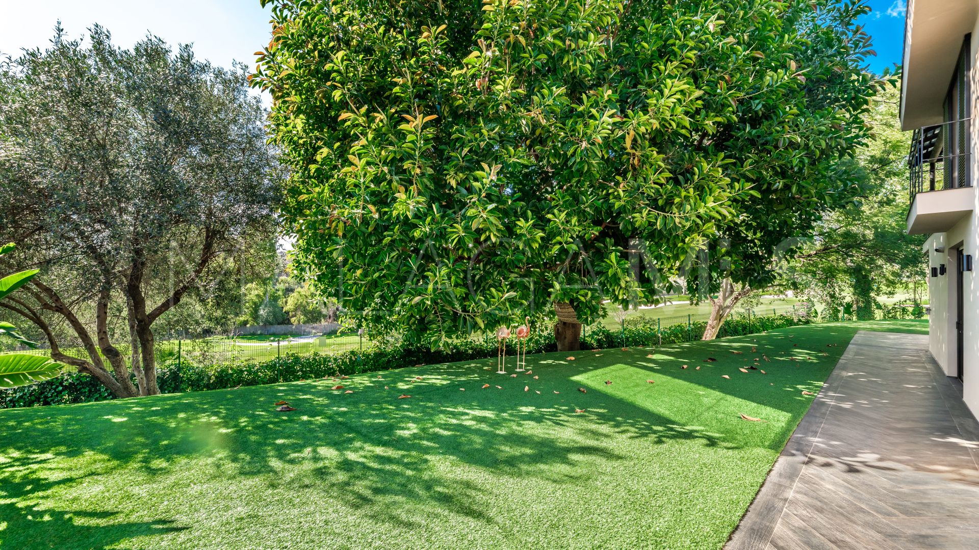 Villa for sale in Guadalmina Alta