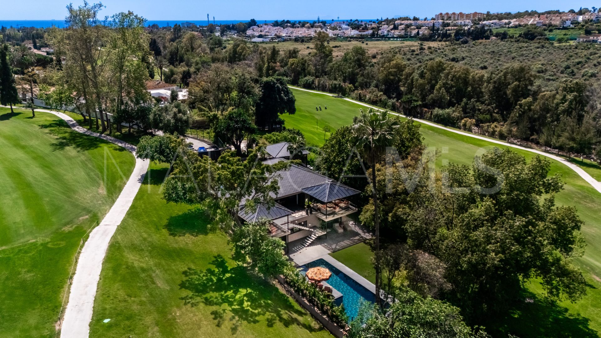 Villa for sale in Guadalmina Alta