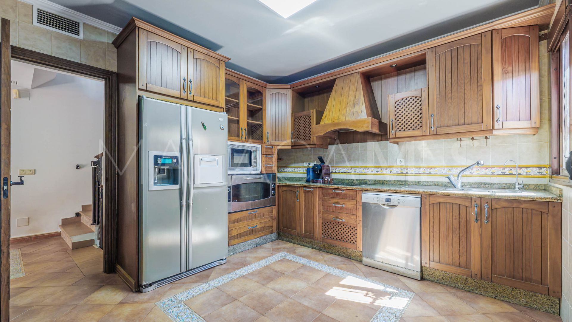 Parhus for sale in Malaga - Puerto de la Torre