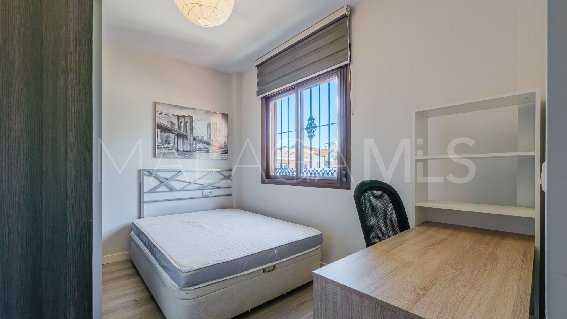 Parhus for sale in Malaga - Puerto de la Torre