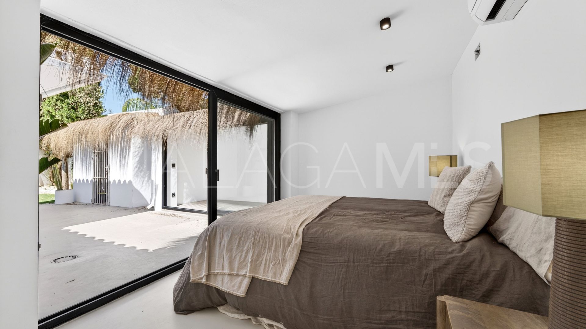 5 bedrooms El Pinillo villa for sale