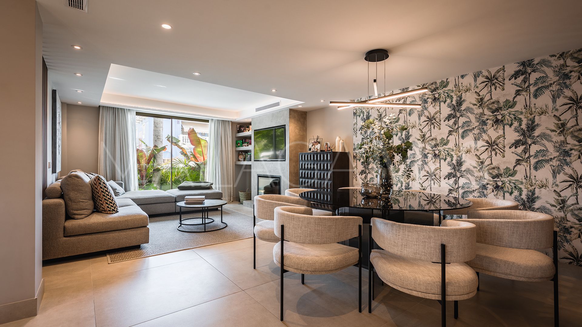 Maison de ville for sale in Las Petunias