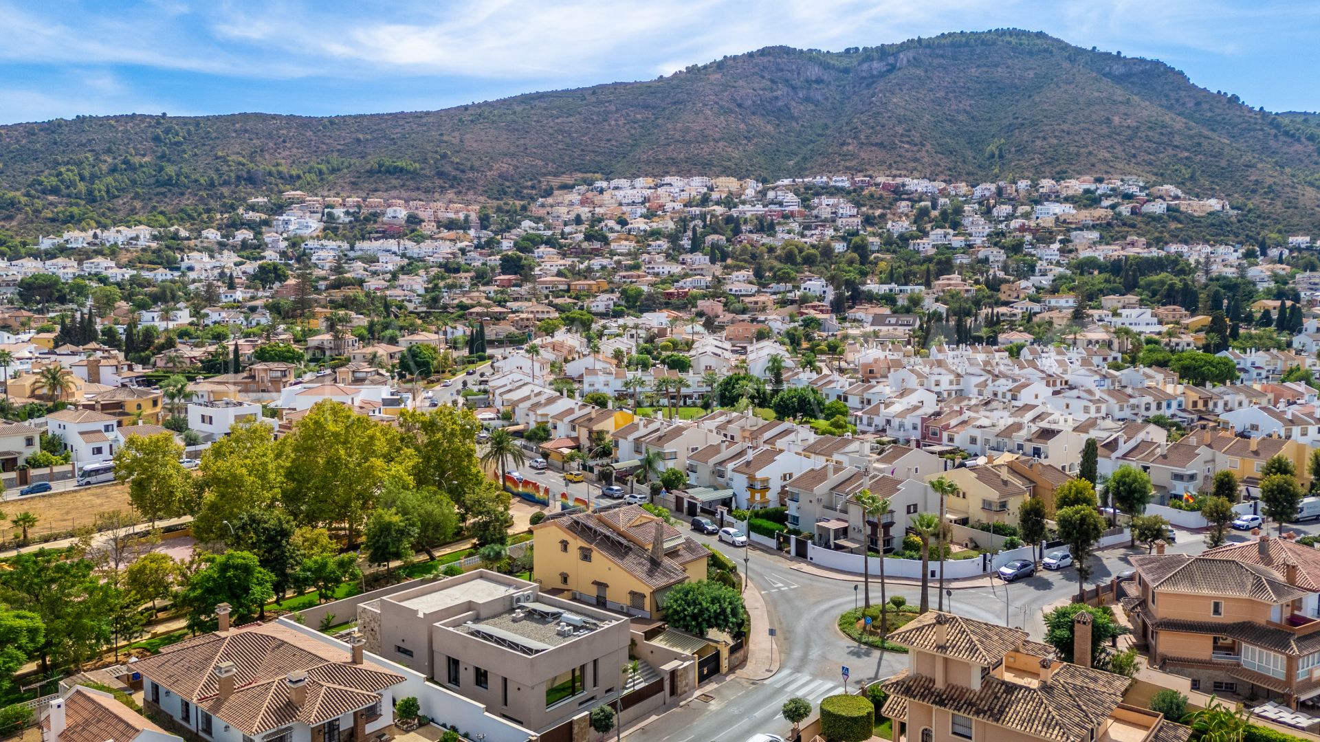 Villa for sale in Alhaurin de la Torre