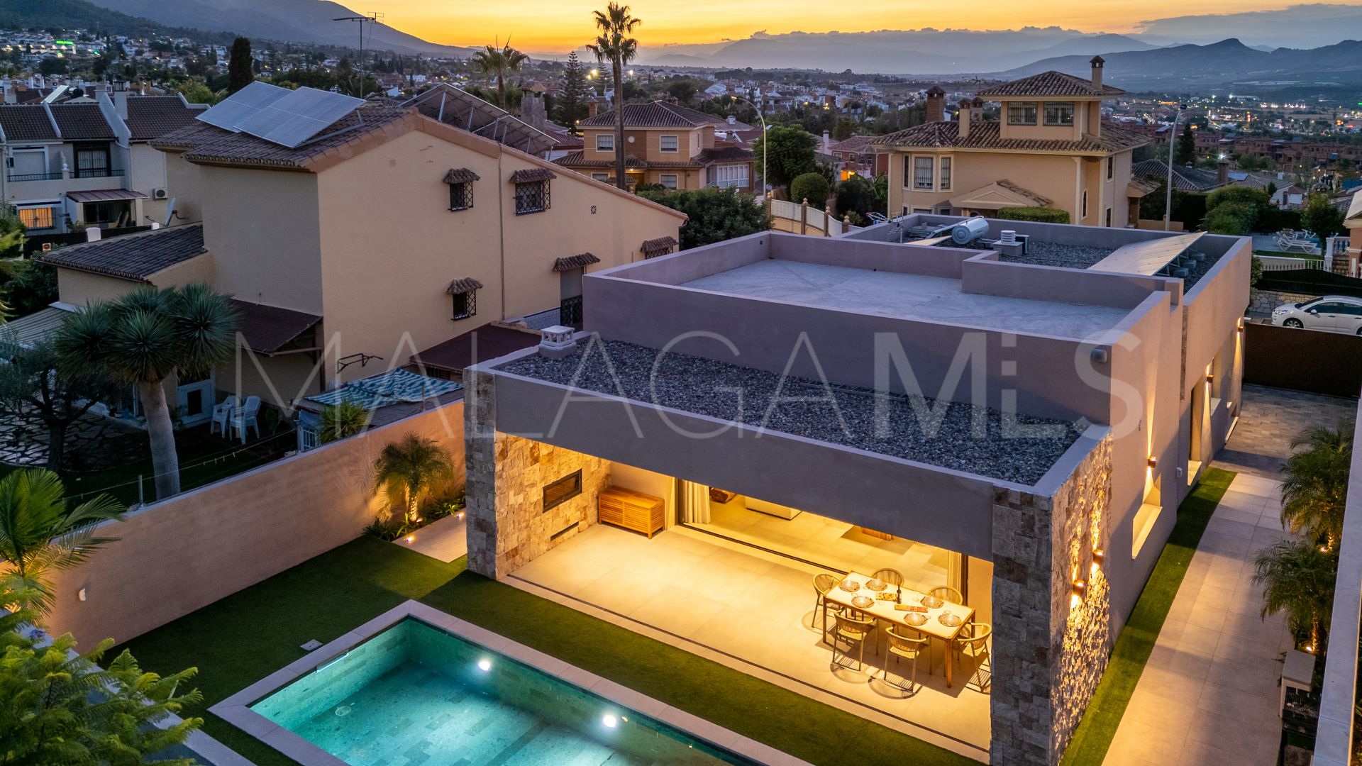 Villa for sale in Alhaurin de la Torre