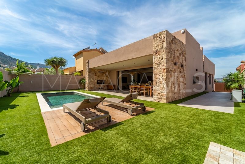 Villa for sale in Alhaurin de la Torre