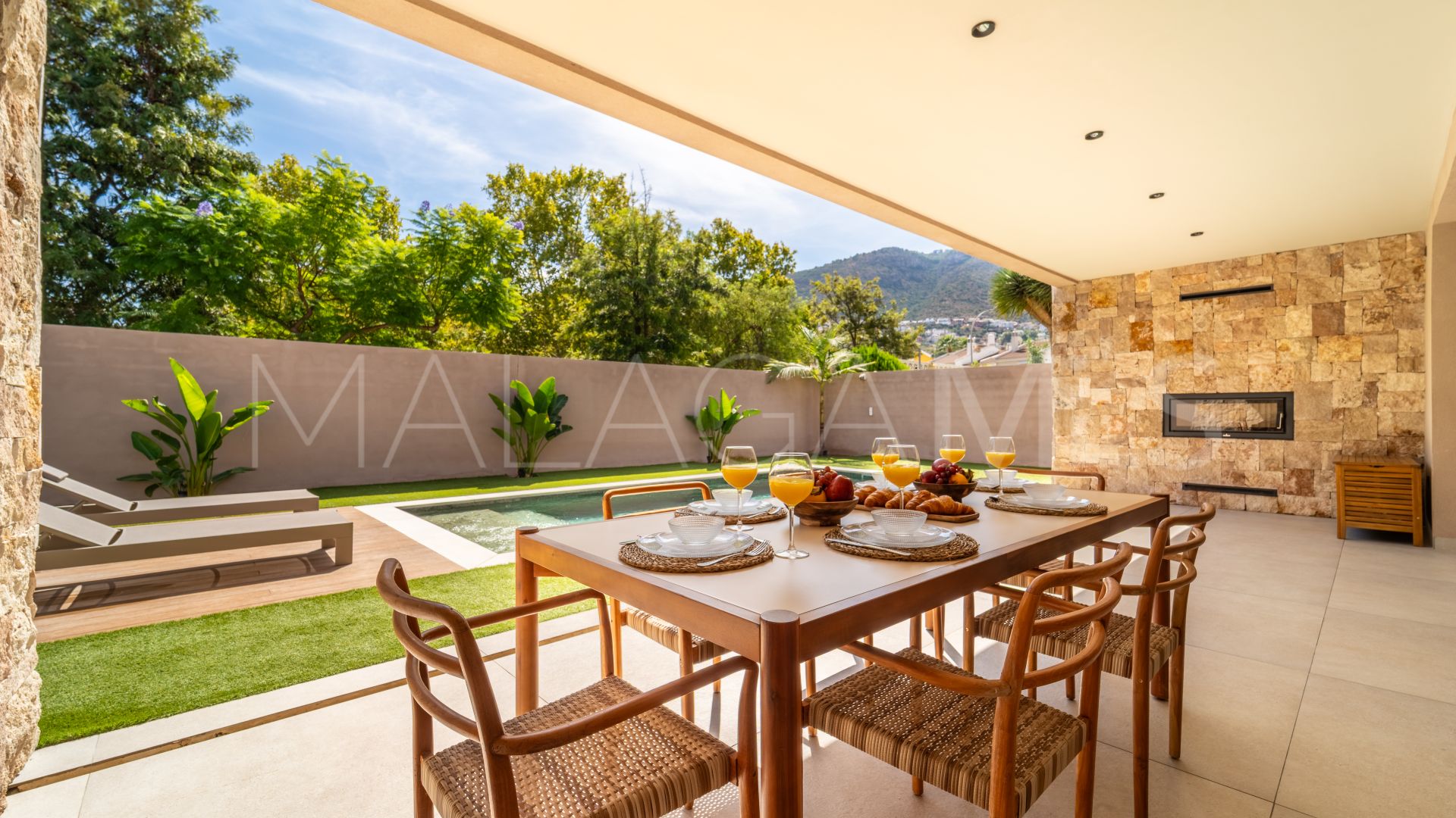 Villa for sale in Alhaurin de la Torre