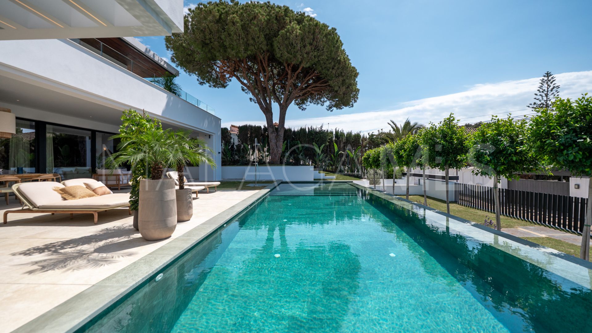 Villa for sale in Marbesa