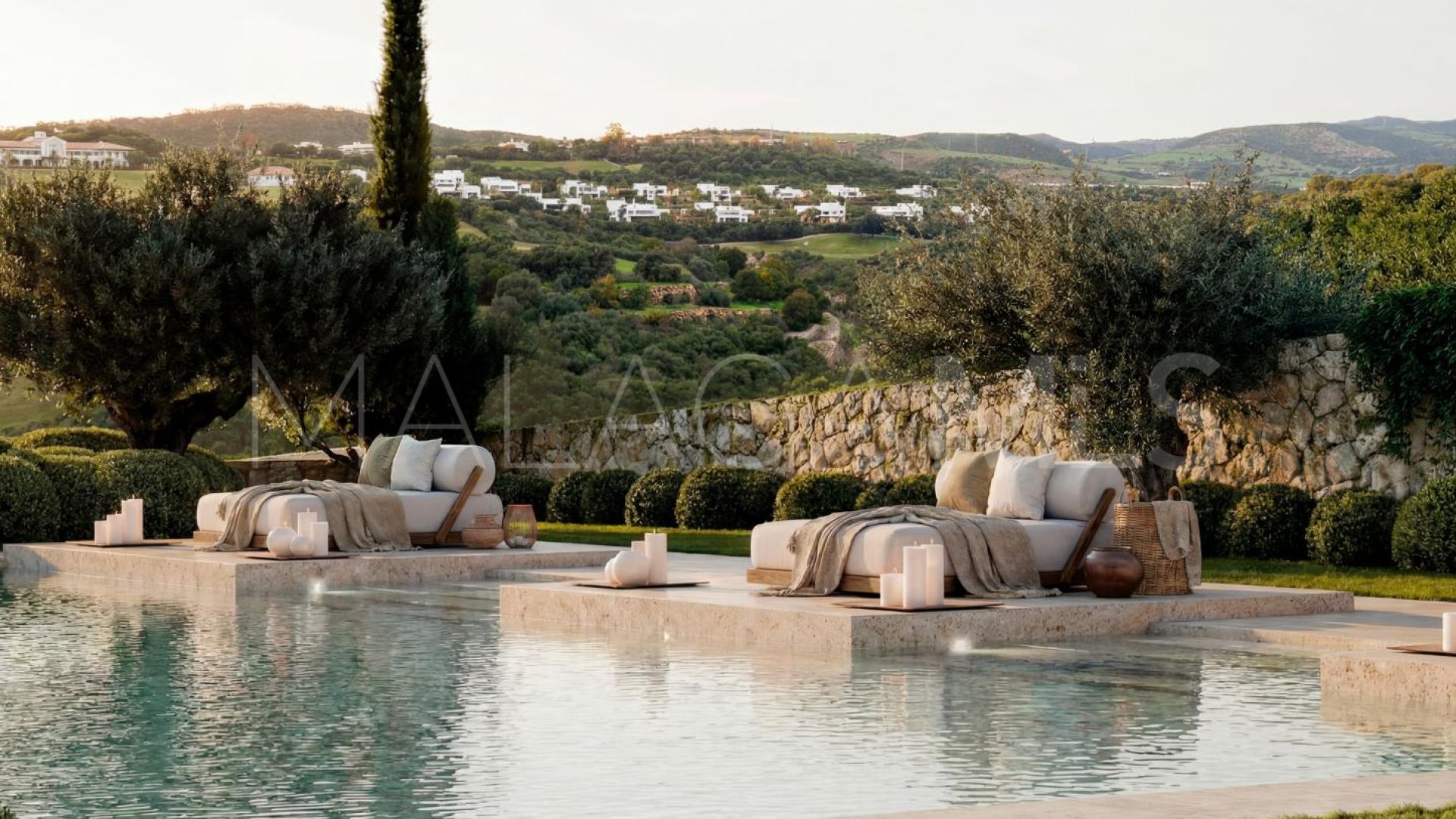 For sale 3 bedrooms penthouse in Finca Cortesin