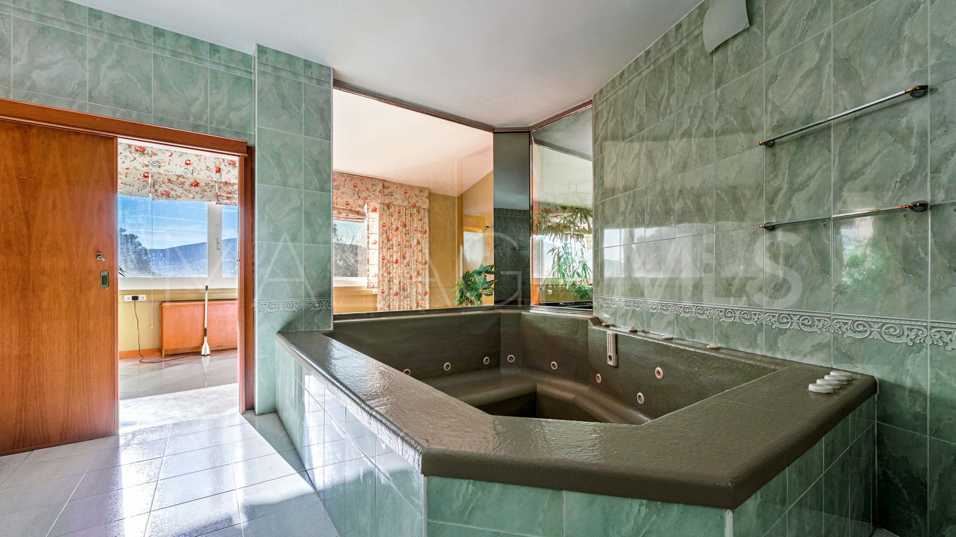 Egendom for sale in Alhaurin de la Torre