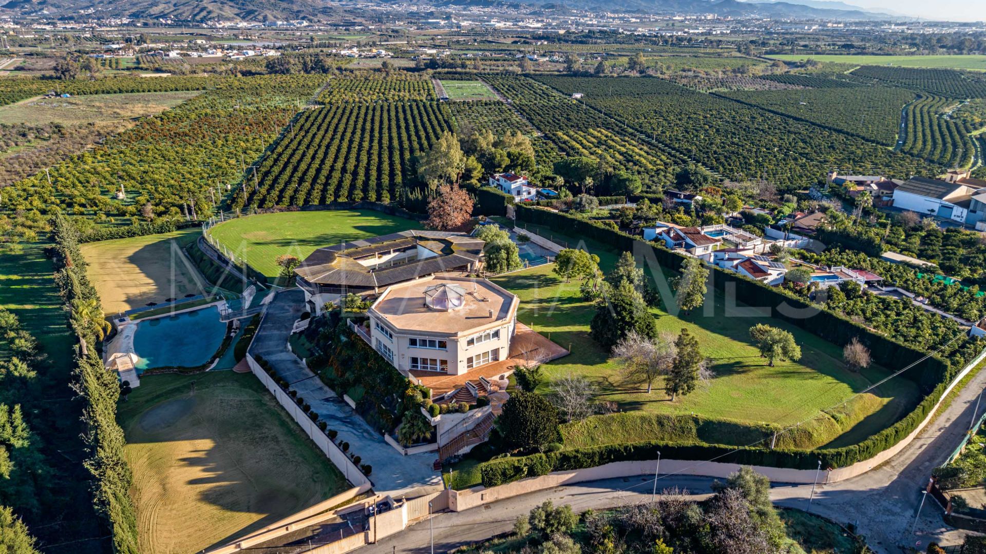 Egendom for sale in Alhaurin de la Torre