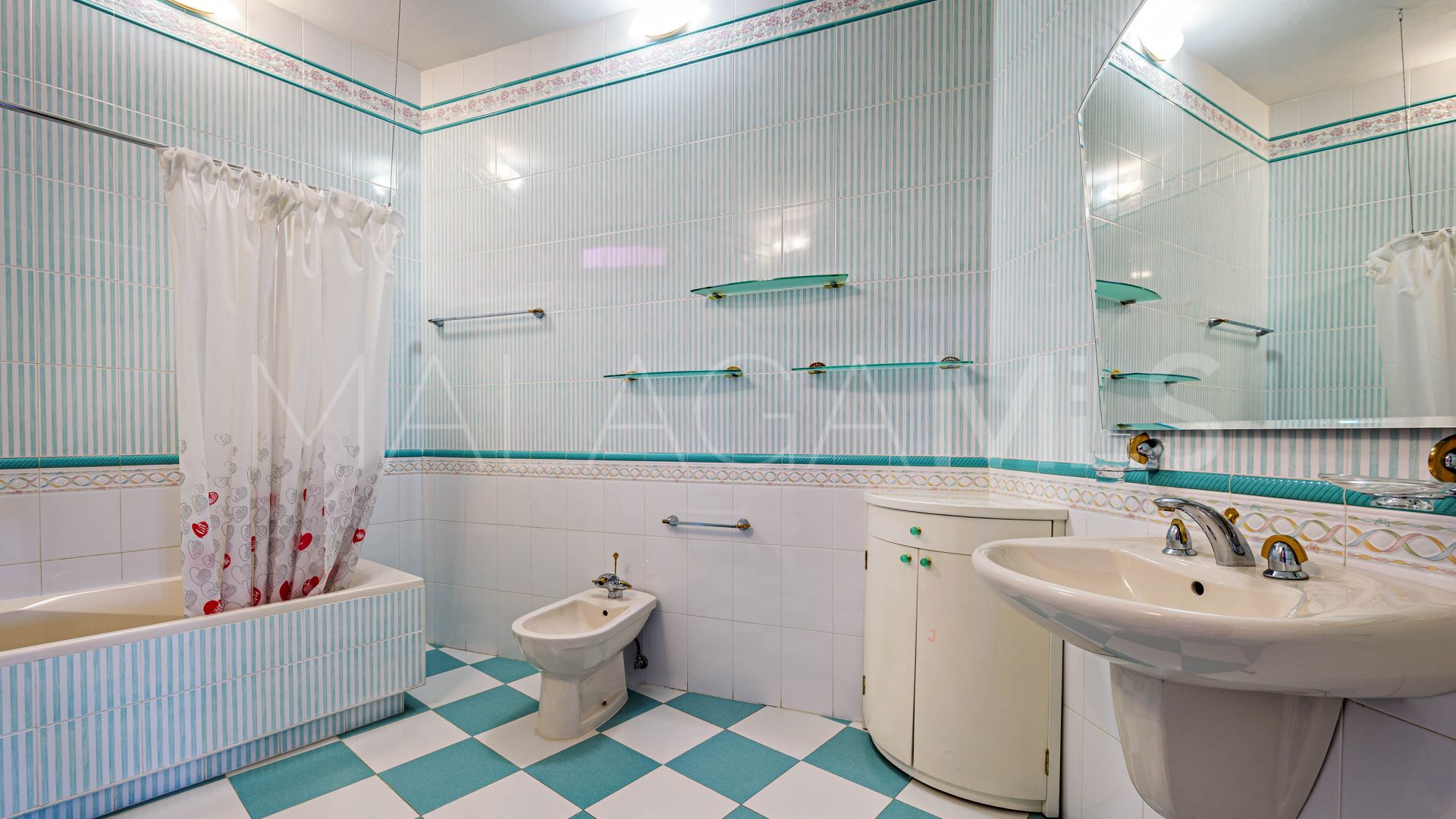 Egendom for sale in Alhaurin de la Torre