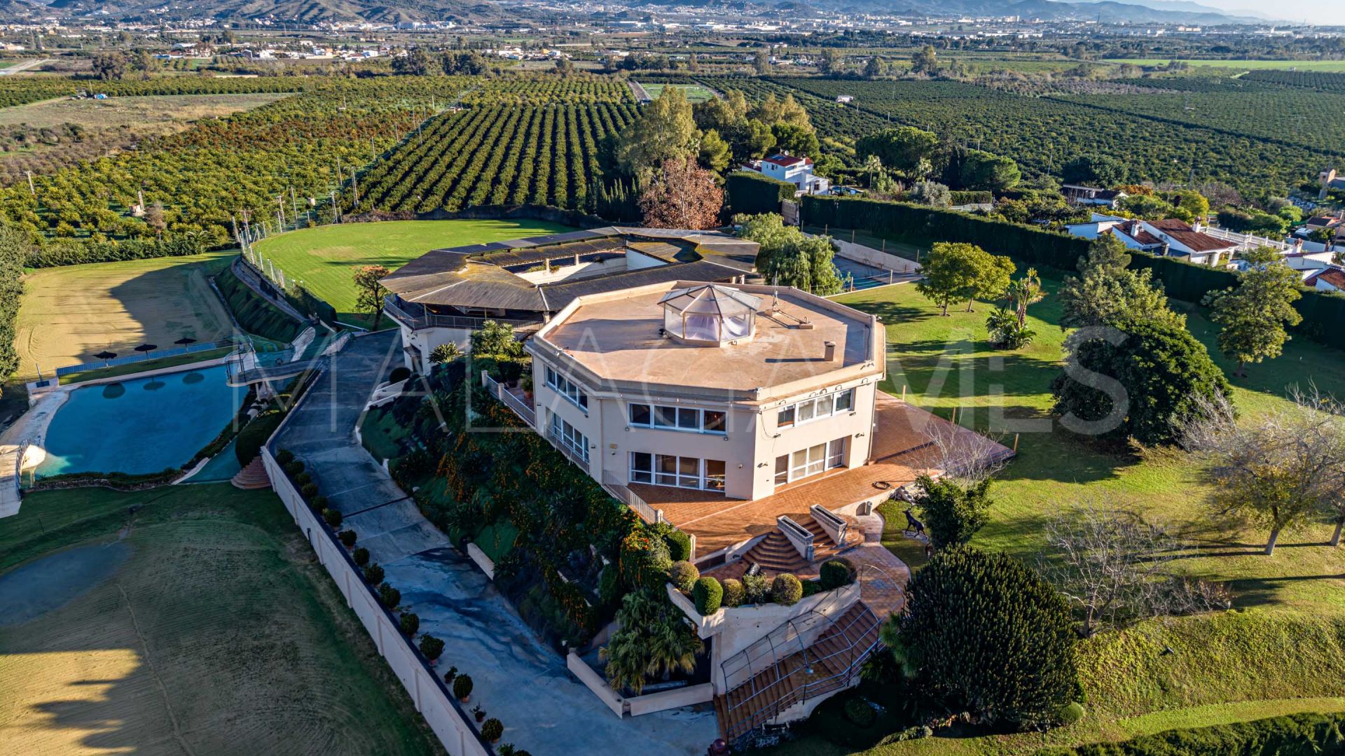 Egendom for sale in Alhaurin de la Torre