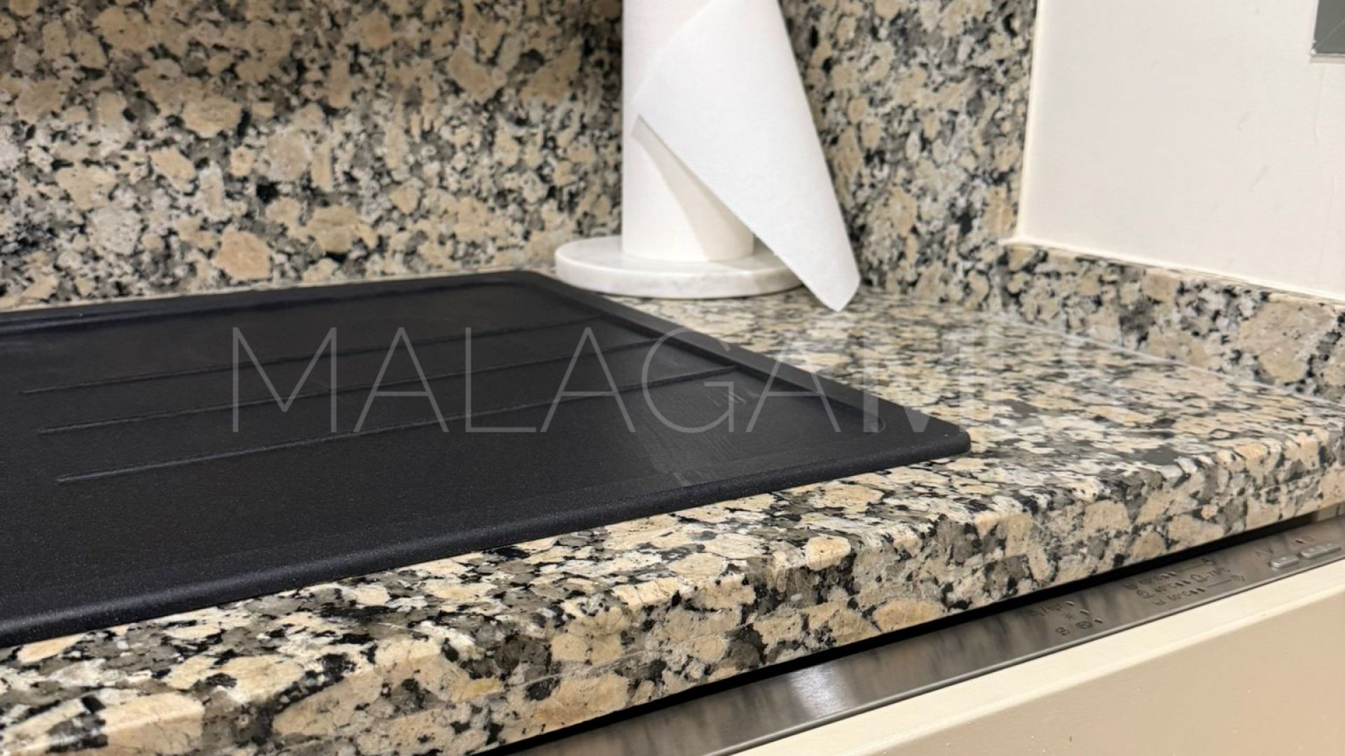 Markplanslägenhet for sale in Benatalaya