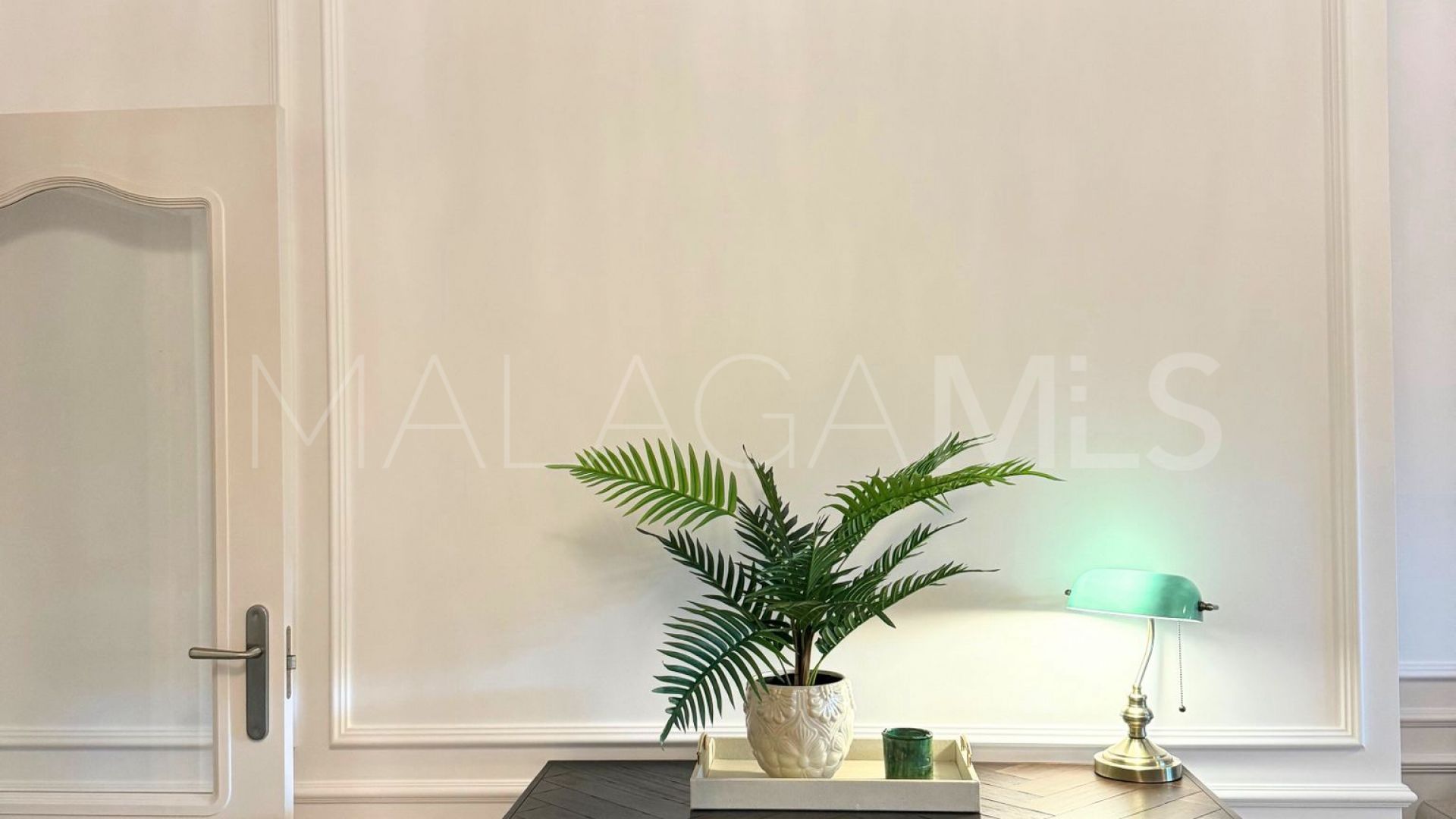 Markplanslägenhet for sale in Benatalaya