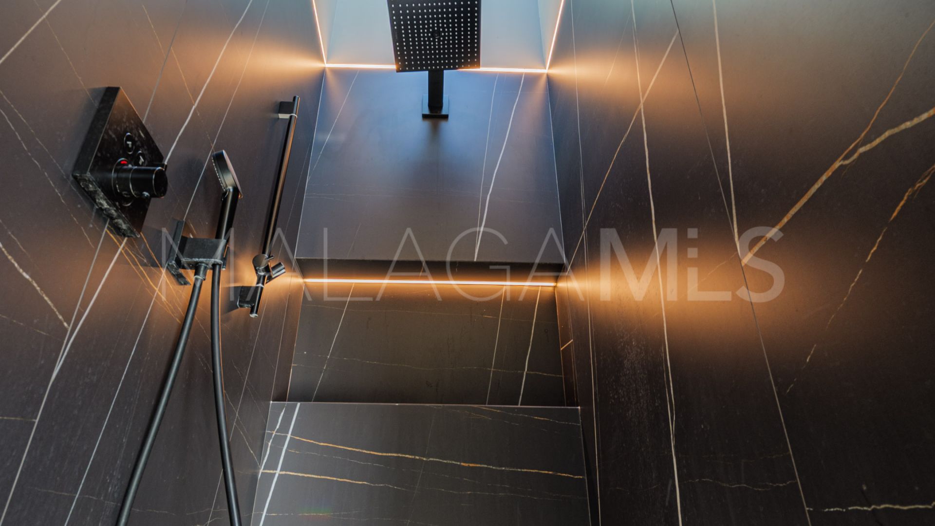 Villa for sale in Malaga - Este