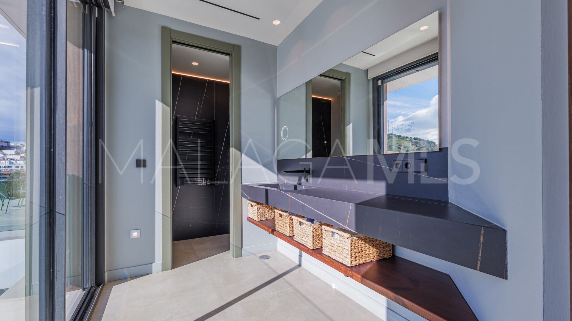 Villa for sale in Malaga - Este