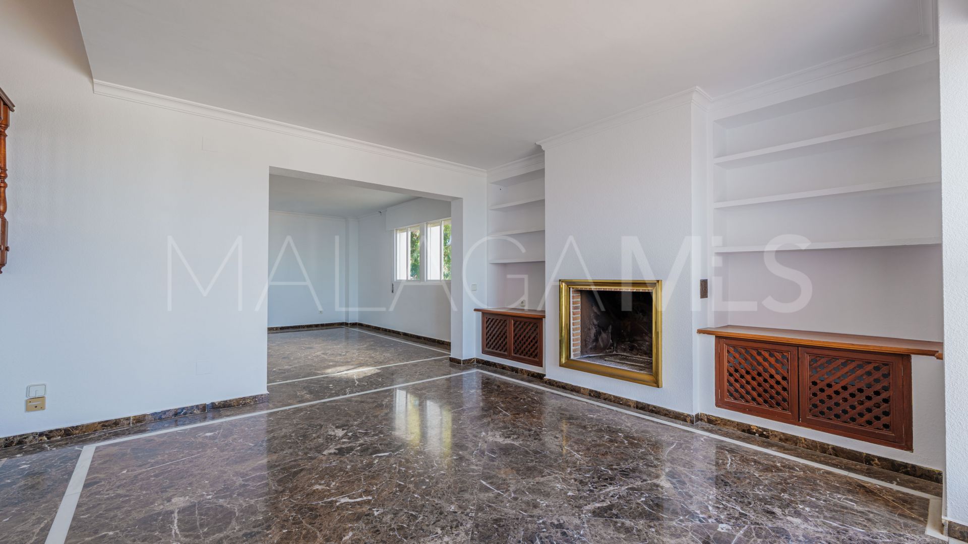 For sale 4 bedrooms duplex penthouse in Cerrado Calderón - El Morlaco