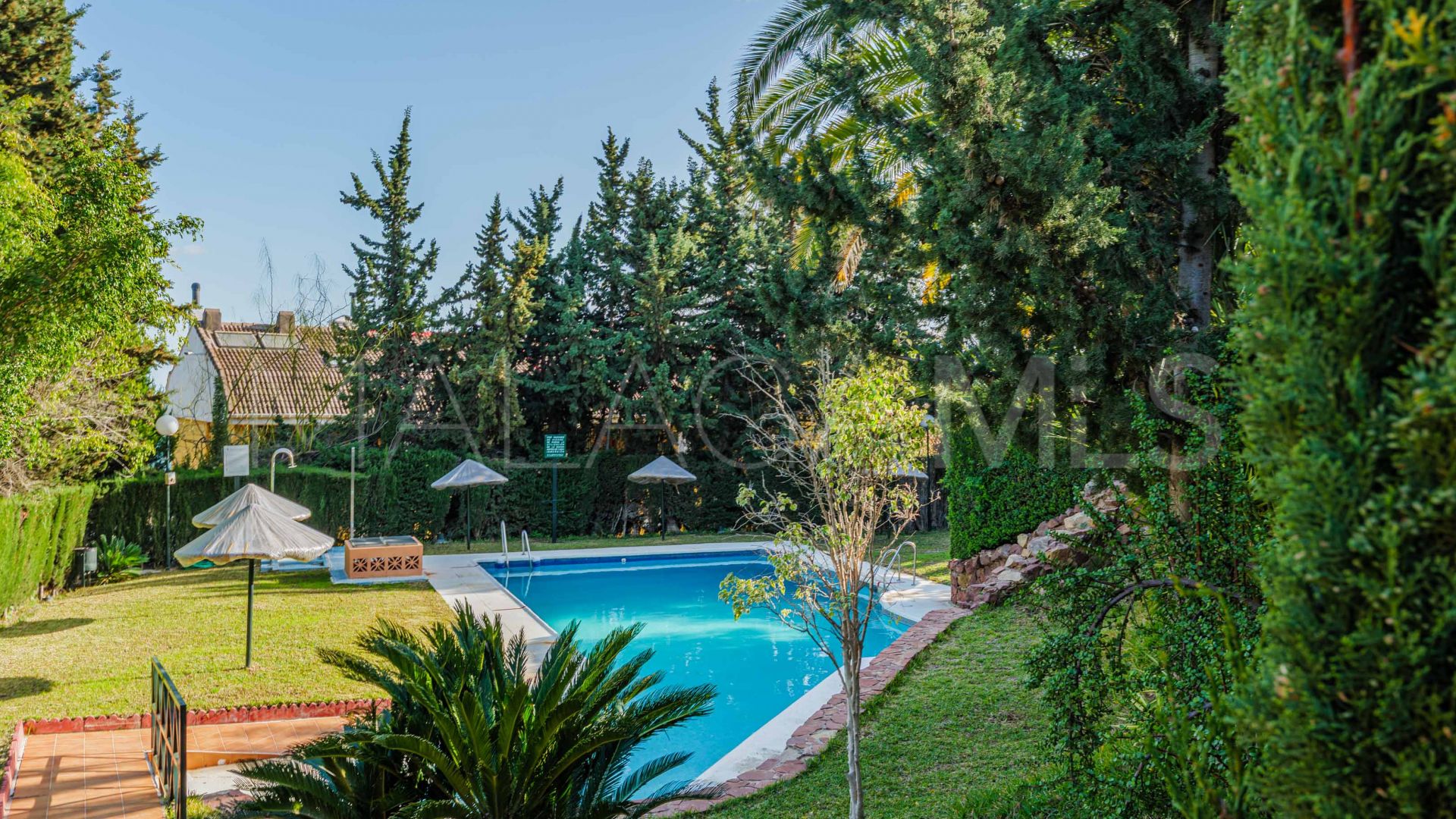 For sale 4 bedrooms duplex penthouse in Cerrado Calderón - El Morlaco