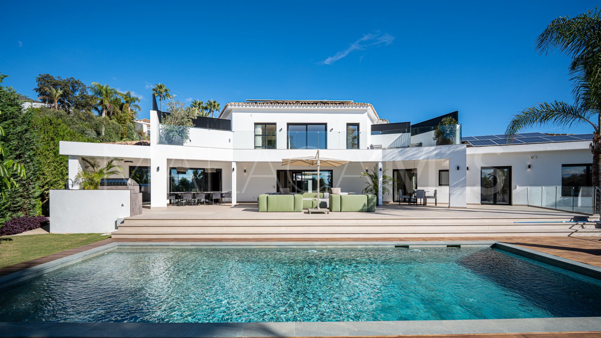 Villa for sale in Nagüeles