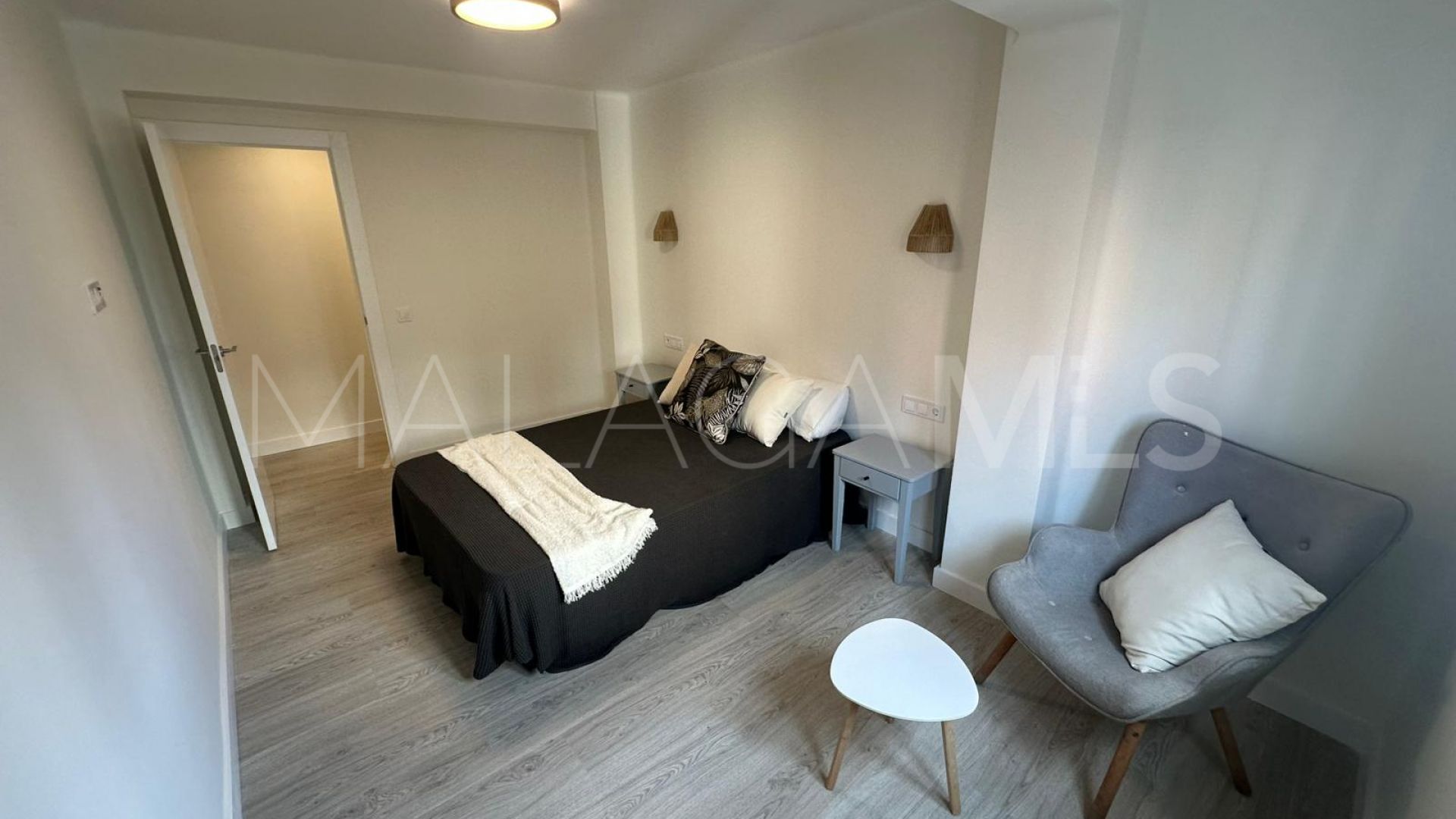 For sale 3 bedrooms apartment in Perchel Norte - La Trinidad