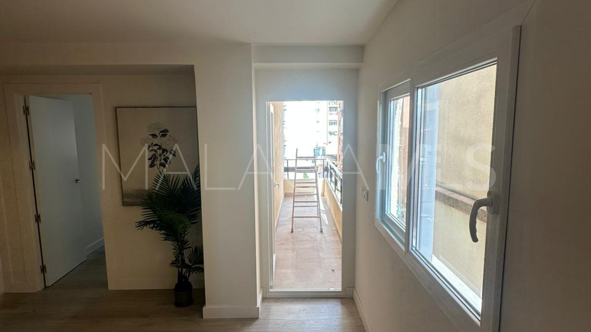 For sale 3 bedrooms apartment in Perchel Norte - La Trinidad