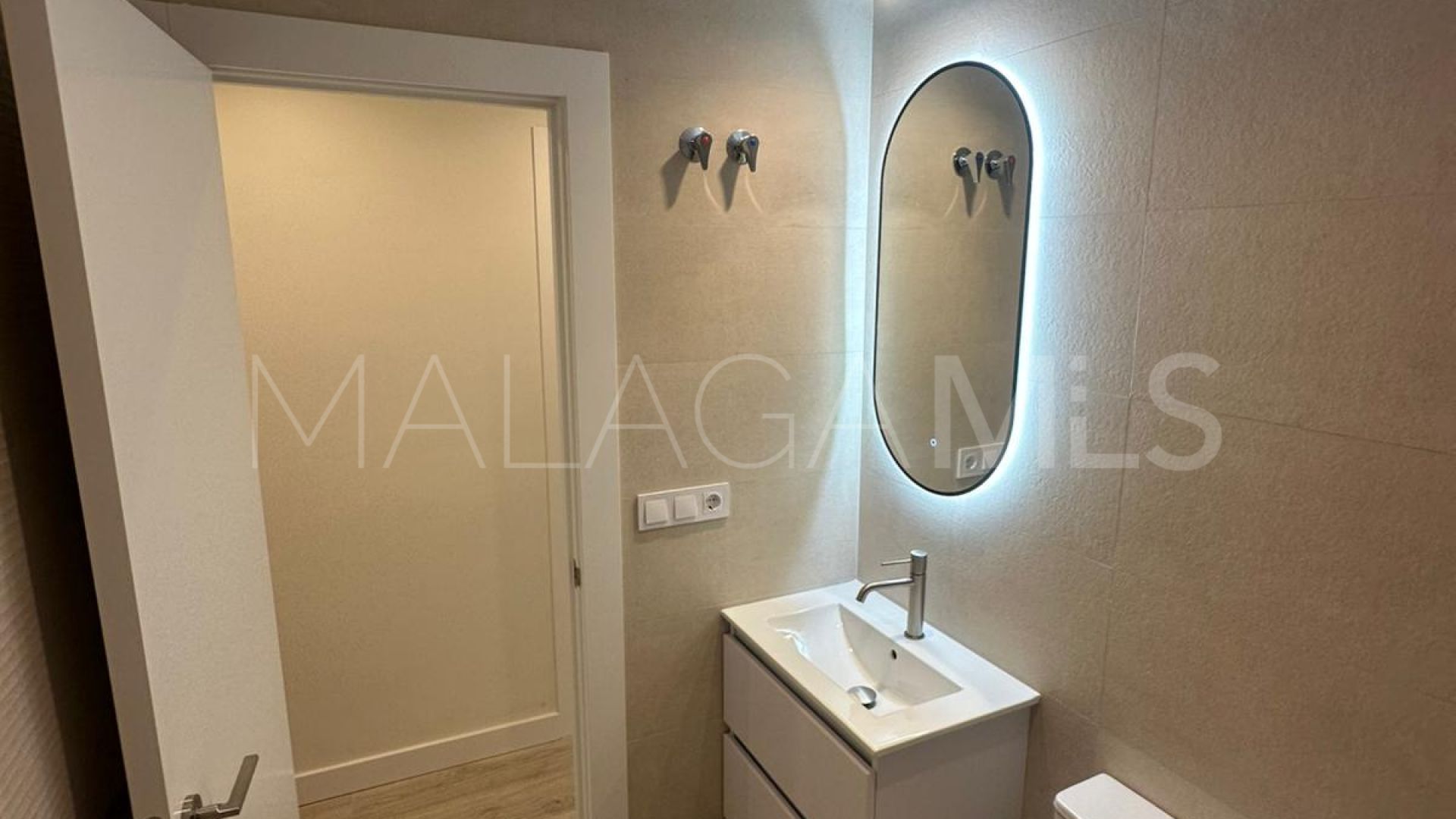 For sale 3 bedrooms apartment in Perchel Norte - La Trinidad