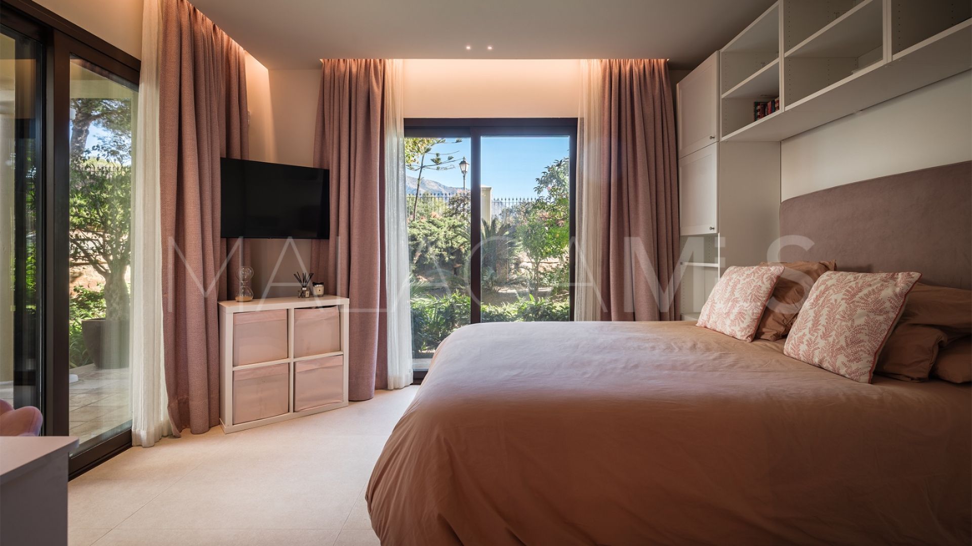 Markplanslägenhet for sale in Aloha Park