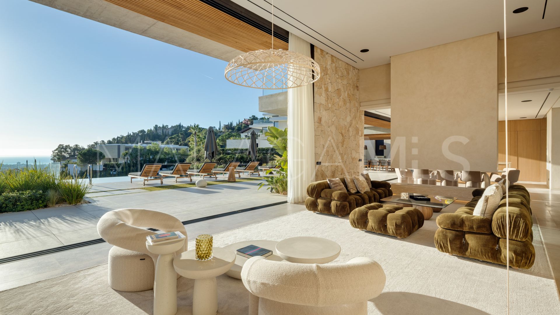 Villa for sale in El Madroñal