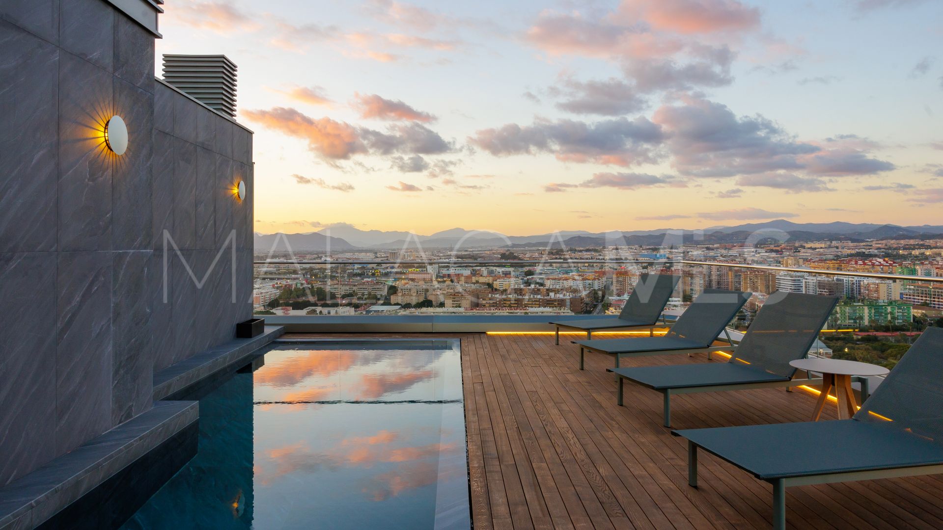 For sale duplex penthouse in Malaga