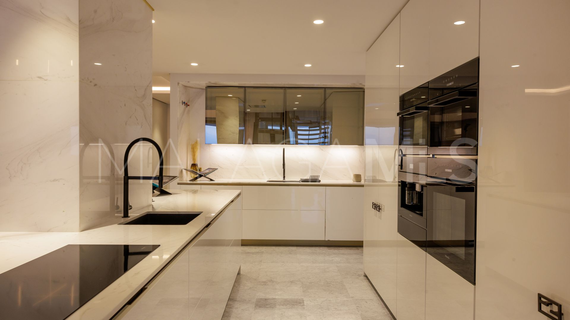 For sale duplex penthouse in Malaga