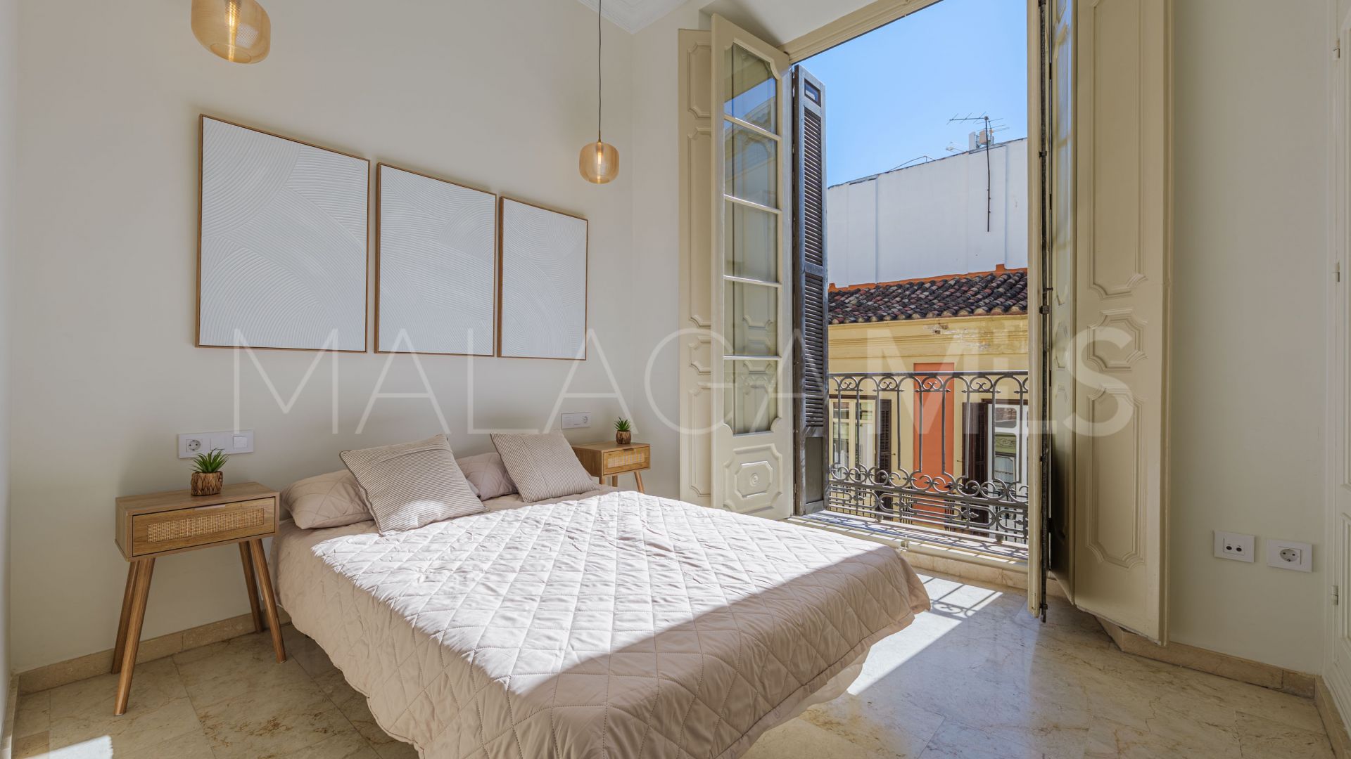 Buy apartamento with 3 bedrooms in Centro Histórico