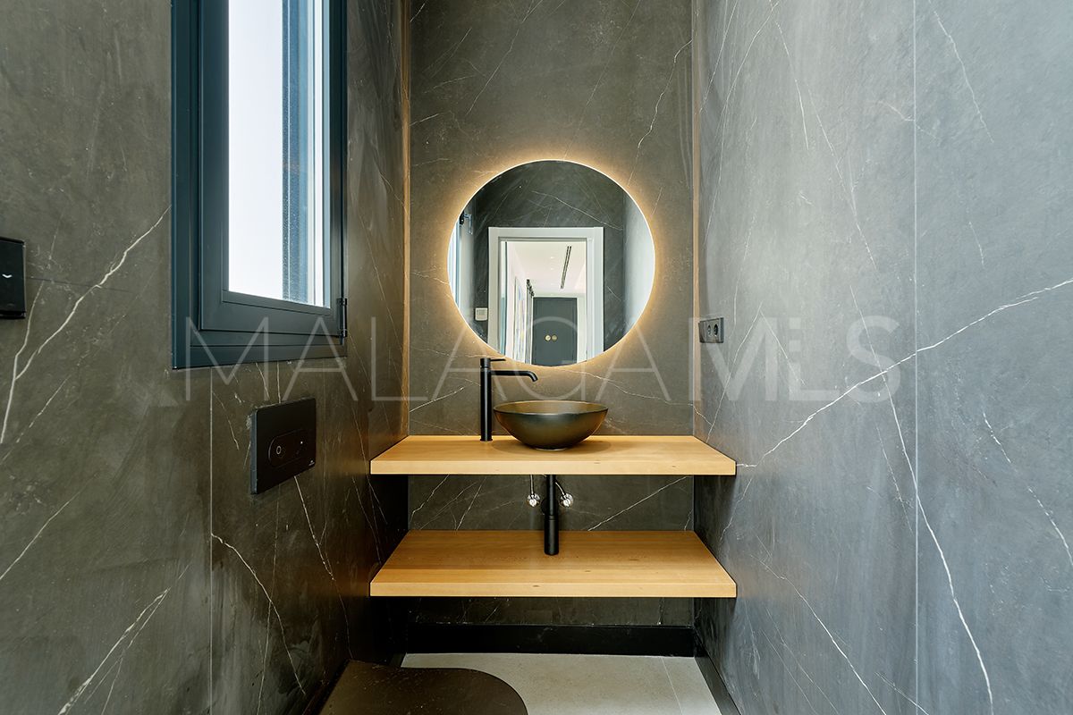 Buy 4 bedrooms villa in Monte Biarritz