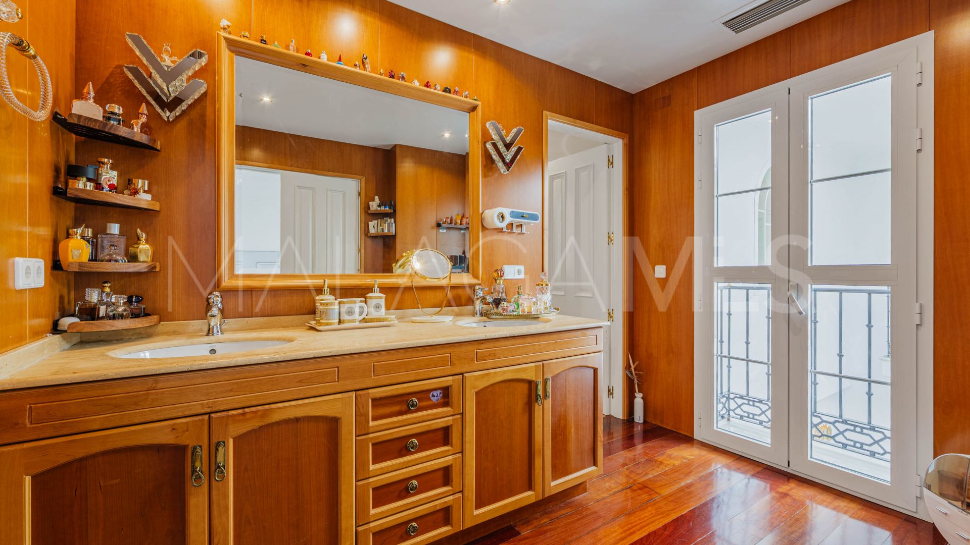 Villa for sale in Malaga - Puerto de la Torre