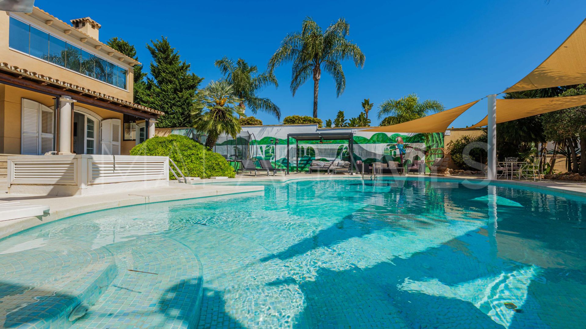 Villa for sale in Malaga - Puerto de la Torre